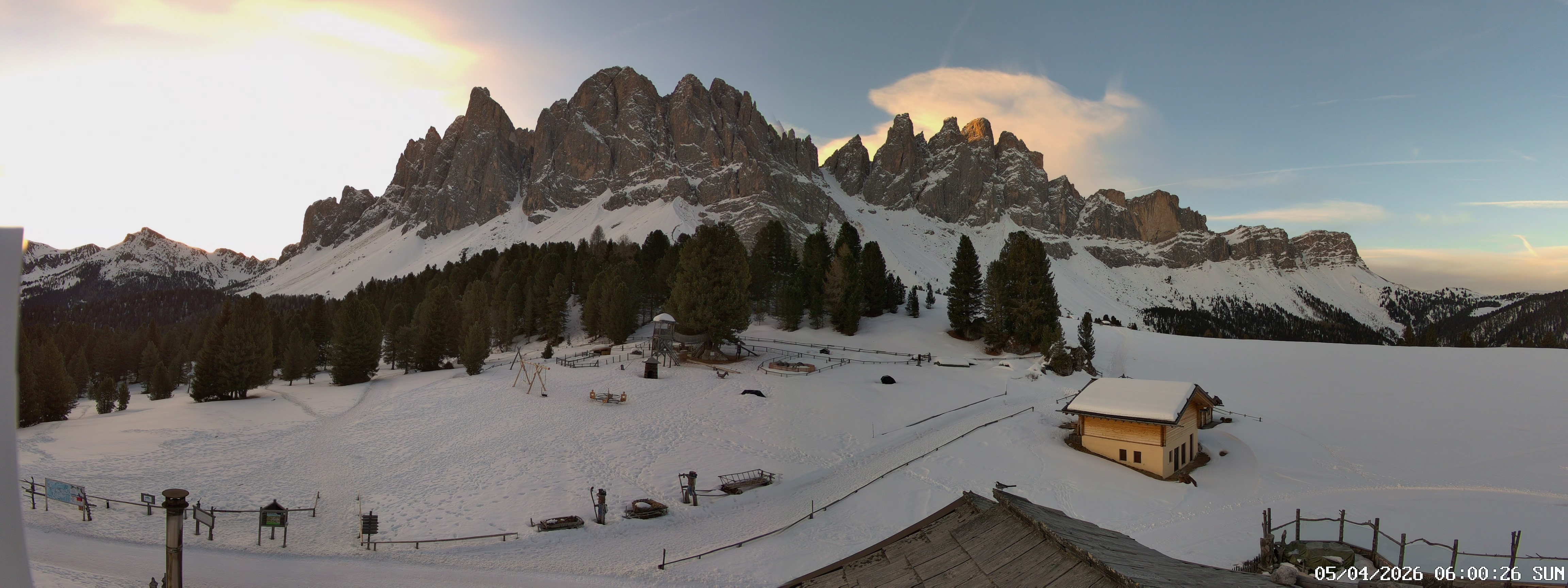 Archiv Foto Webcam Geislerspitzen - Blick von der Geisleralm