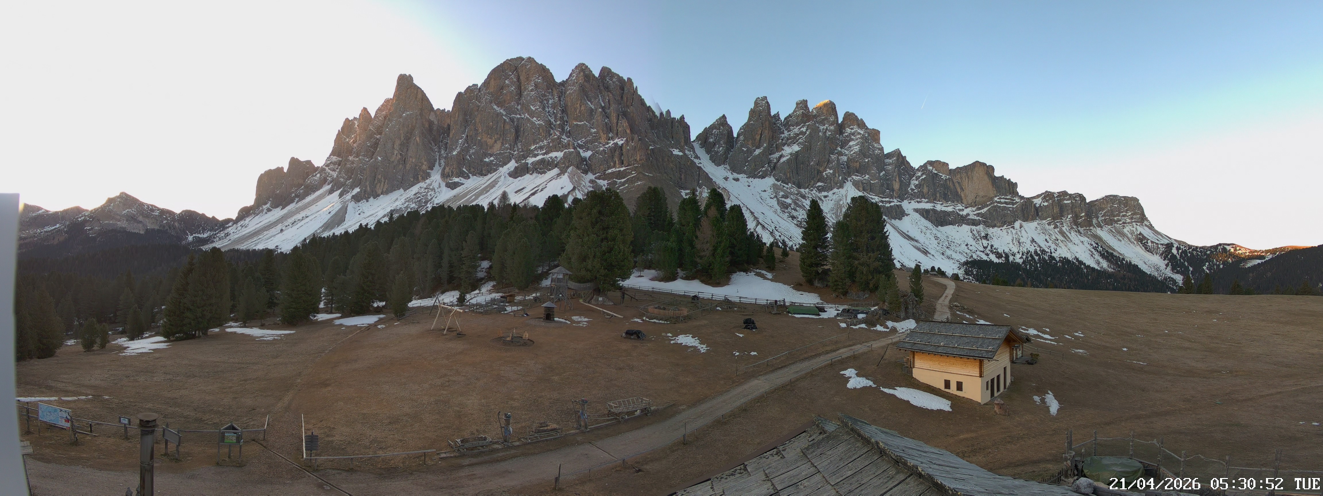 Archiv Foto Webcam Geislerspitzen - Blick von der Geisleralm