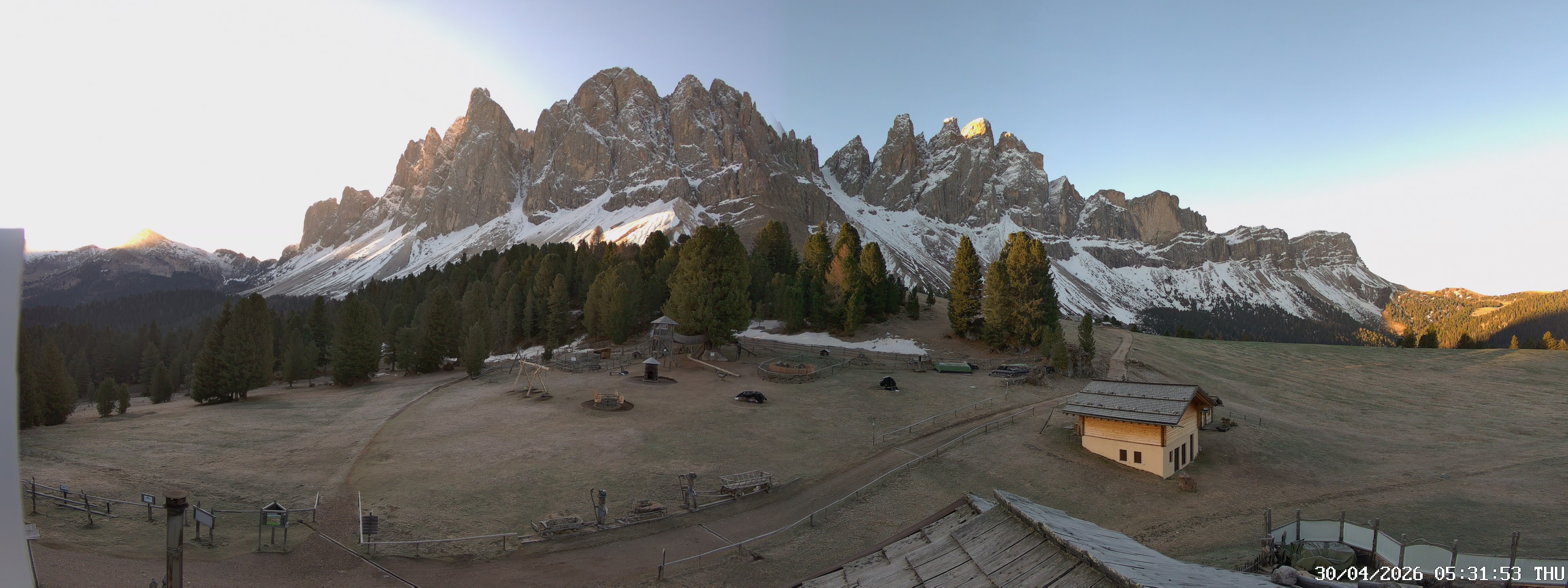 Archiv Foto Webcam Geislerspitzen - Blick von der Geisleralm