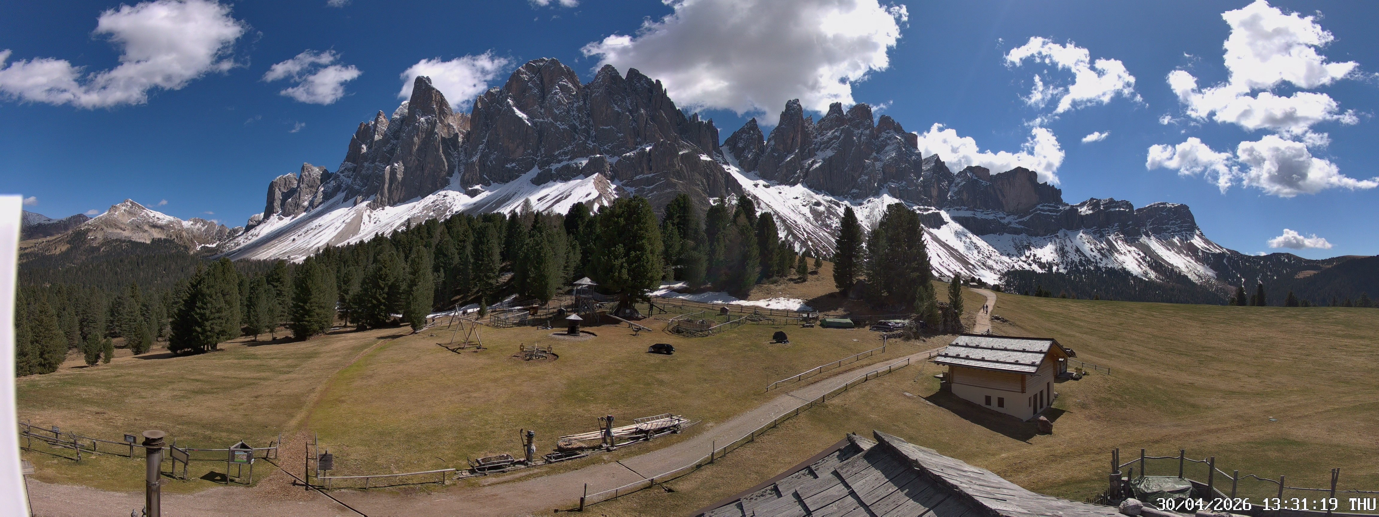 Archiv Foto Webcam Geislerspitzen - Blick von der Geisleralm