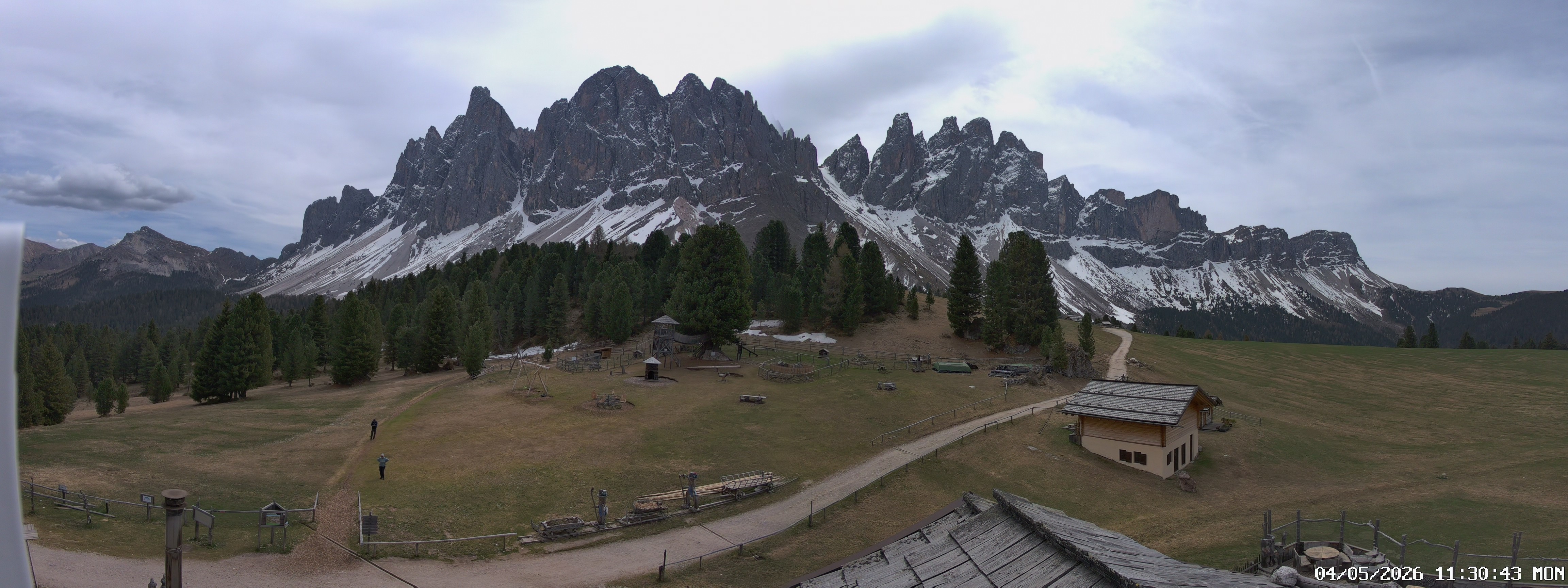 Archiv Foto Webcam Geislerspitzen - Blick von der Geisleralm