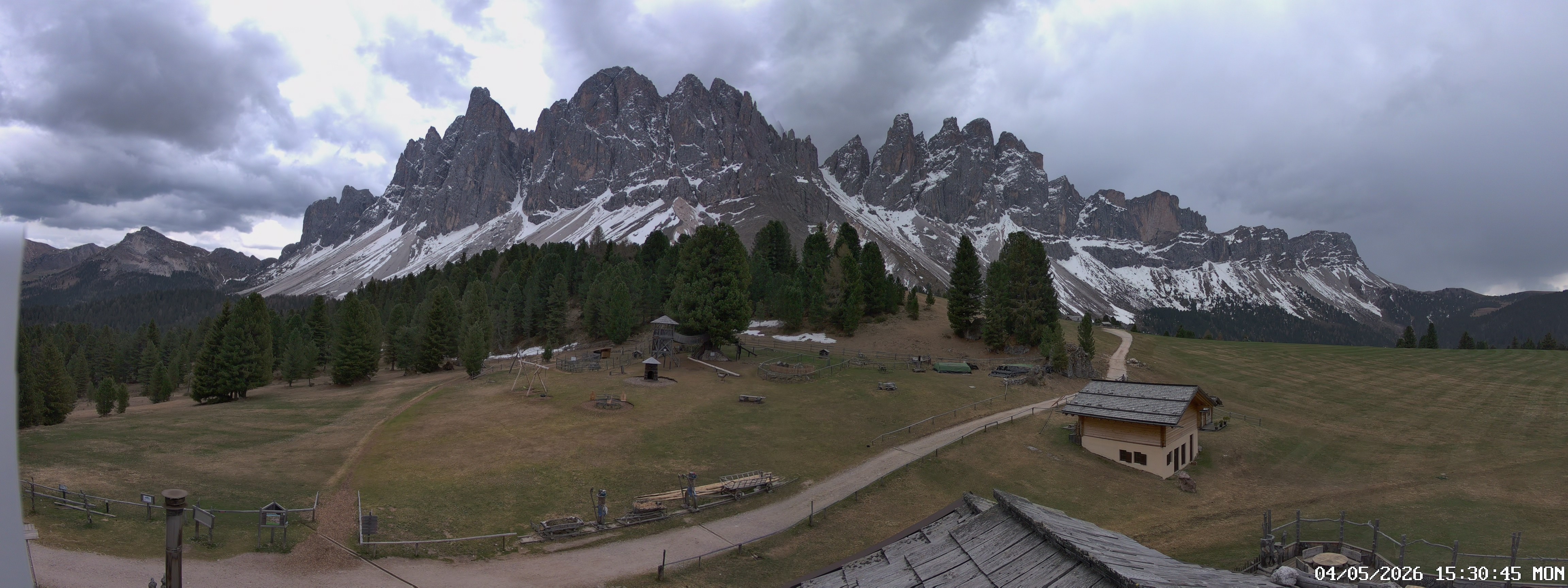 Archiv Foto Webcam Geislerspitzen - Blick von der Geisleralm