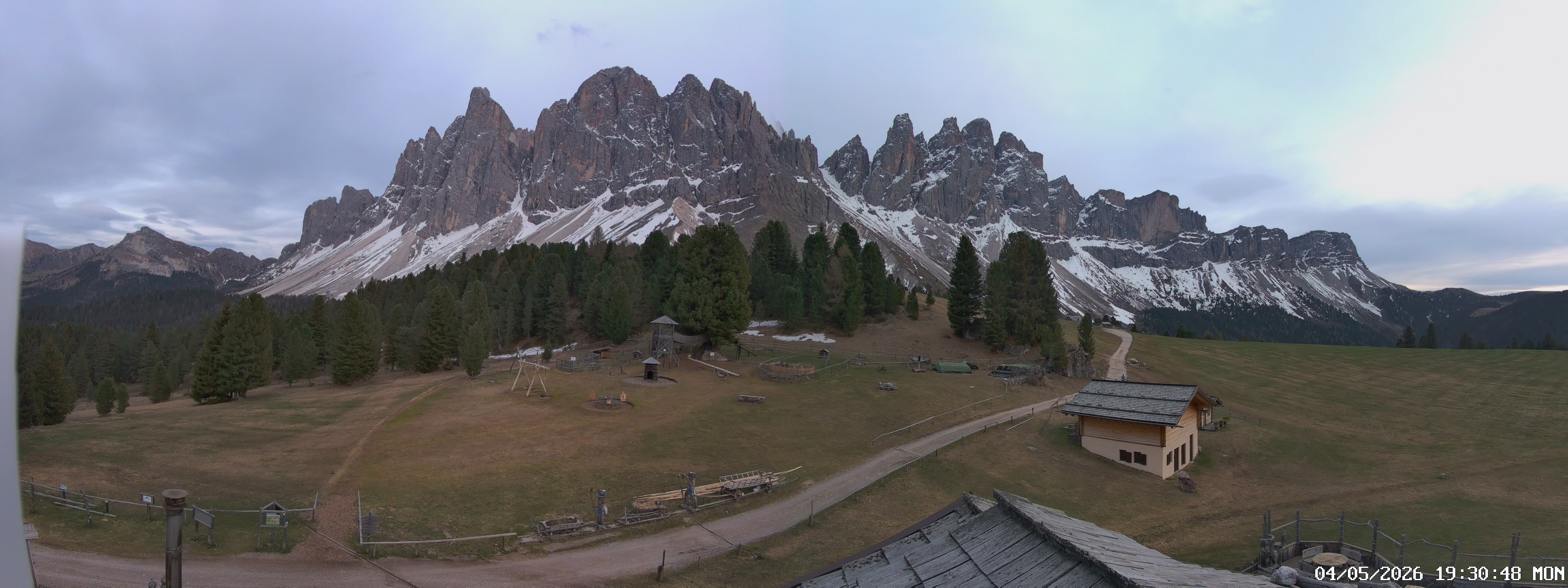 Archiv Foto Webcam Geislerspitzen - Blick von der Geisleralm