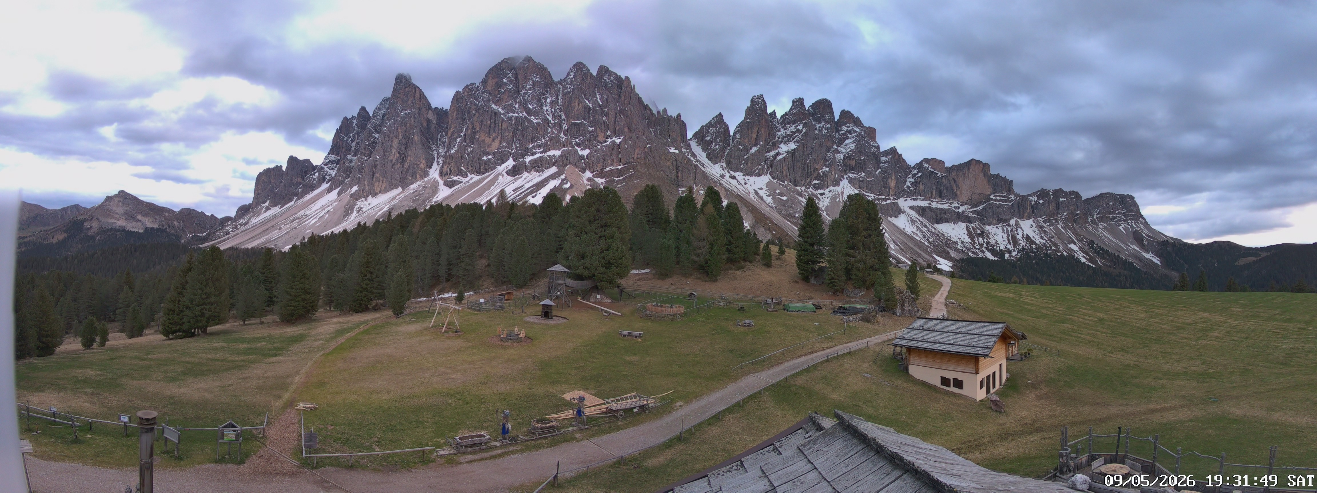 Archiv Foto Webcam Geislerspitzen - Blick von der Geisleralm