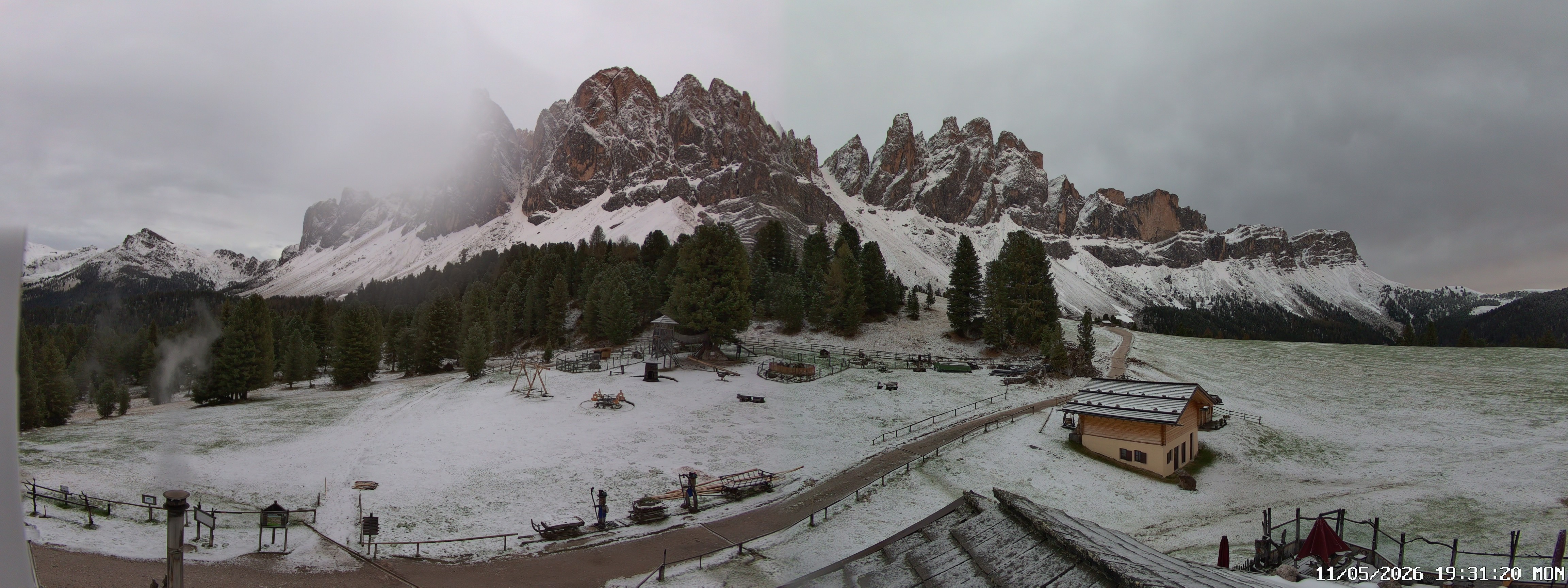 Archiv Foto Webcam Geislerspitzen - Blick von der Geisleralm