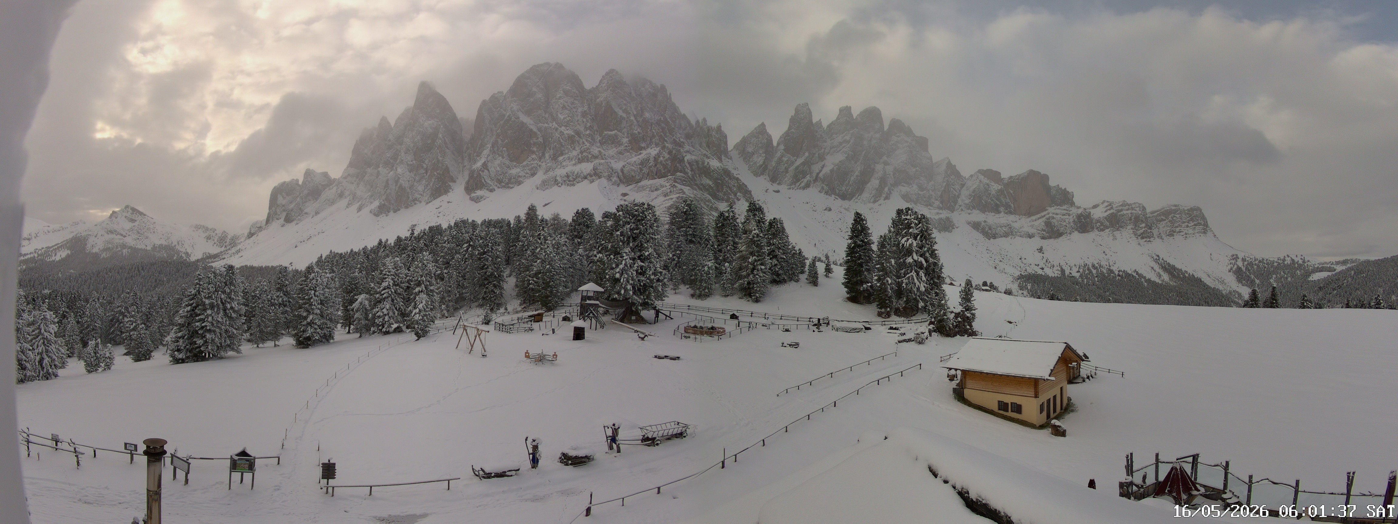 Archiv Foto Webcam Geislerspitzen - Blick von der Geisleralm