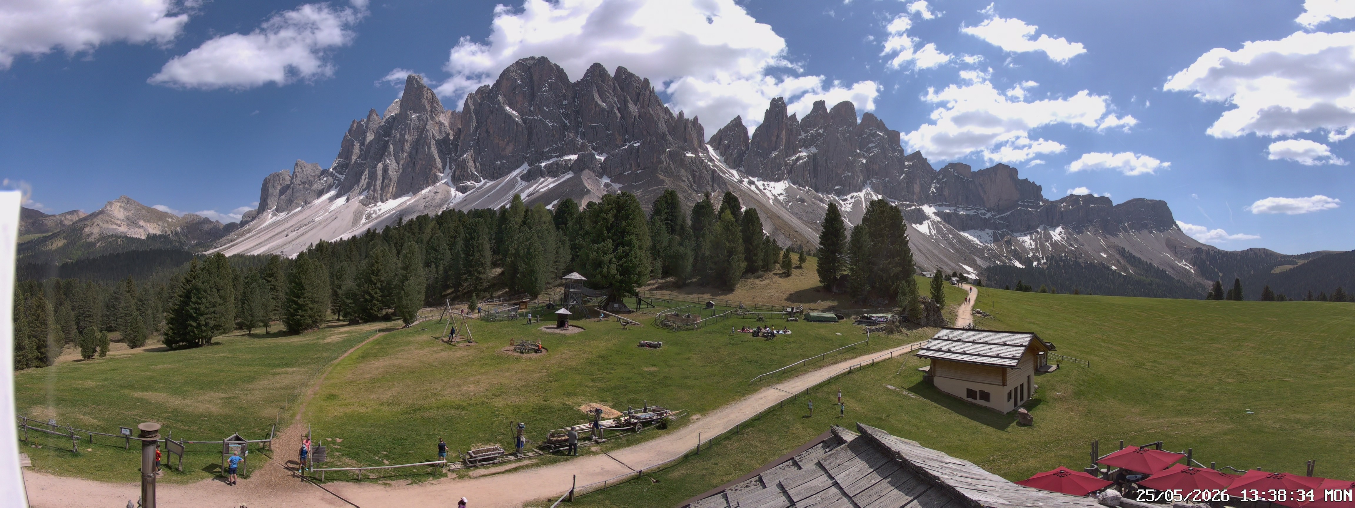 Archiv Foto Webcam Geislerspitzen - Blick von der Geisleralm