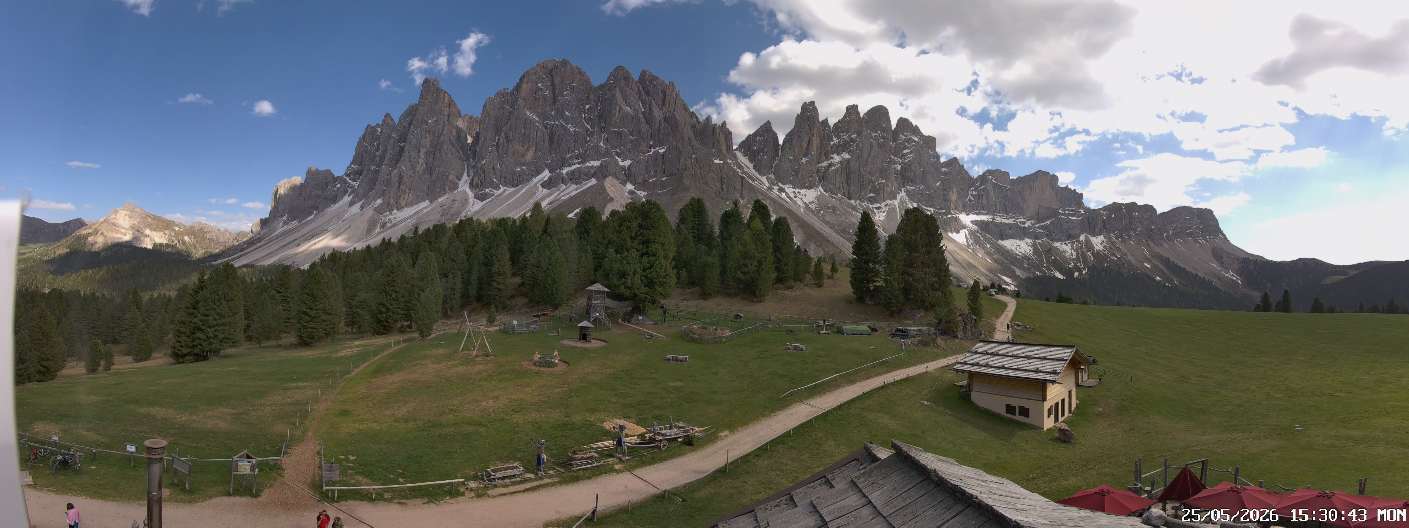 Archiv Foto Webcam Geislerspitzen - Blick von der Geisleralm