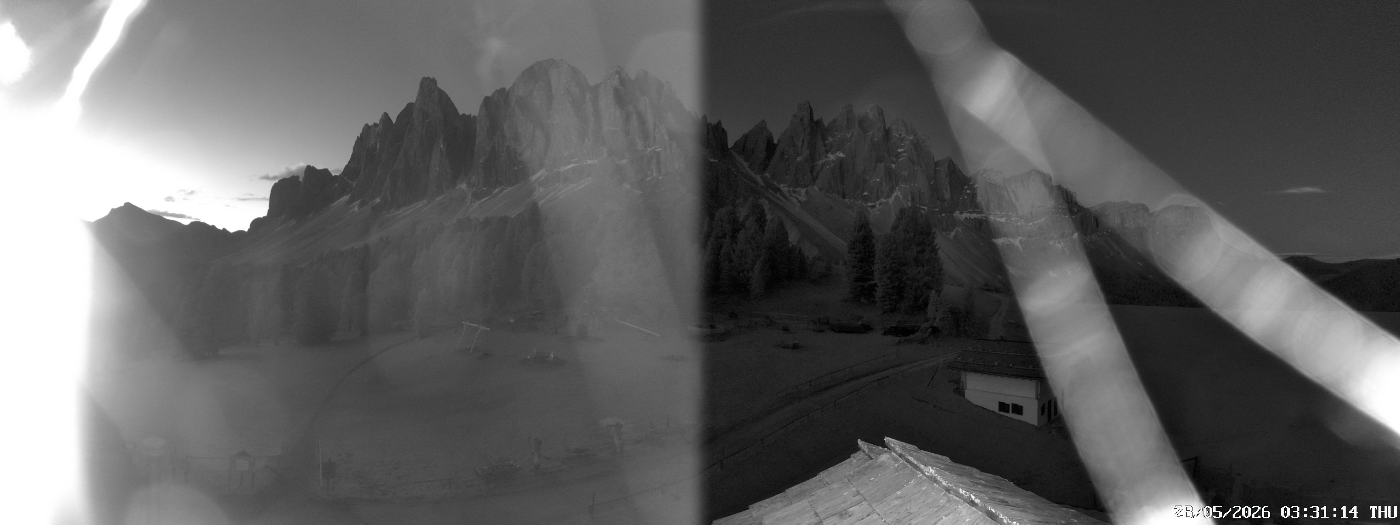 Archived image Webcam Mountain Hut Geisleralm - View to Geislerspitzen