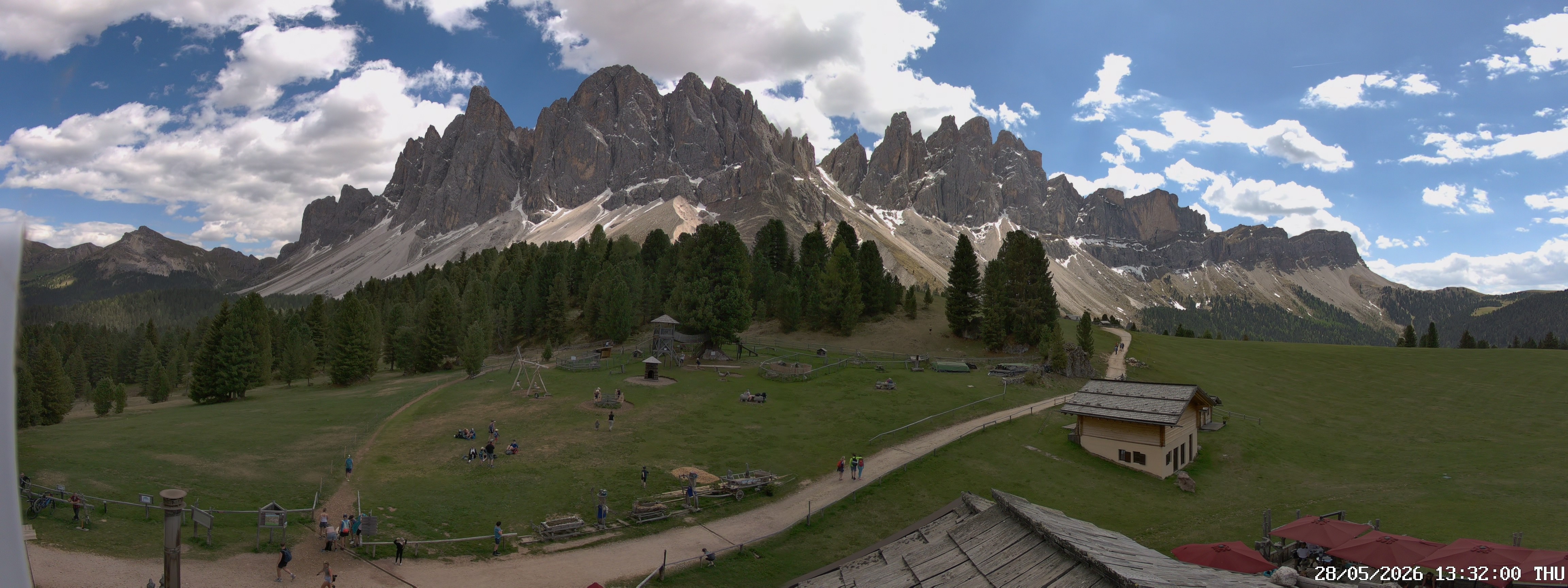 Archiv Foto Webcam Geislerspitzen - Blick von der Geisleralm