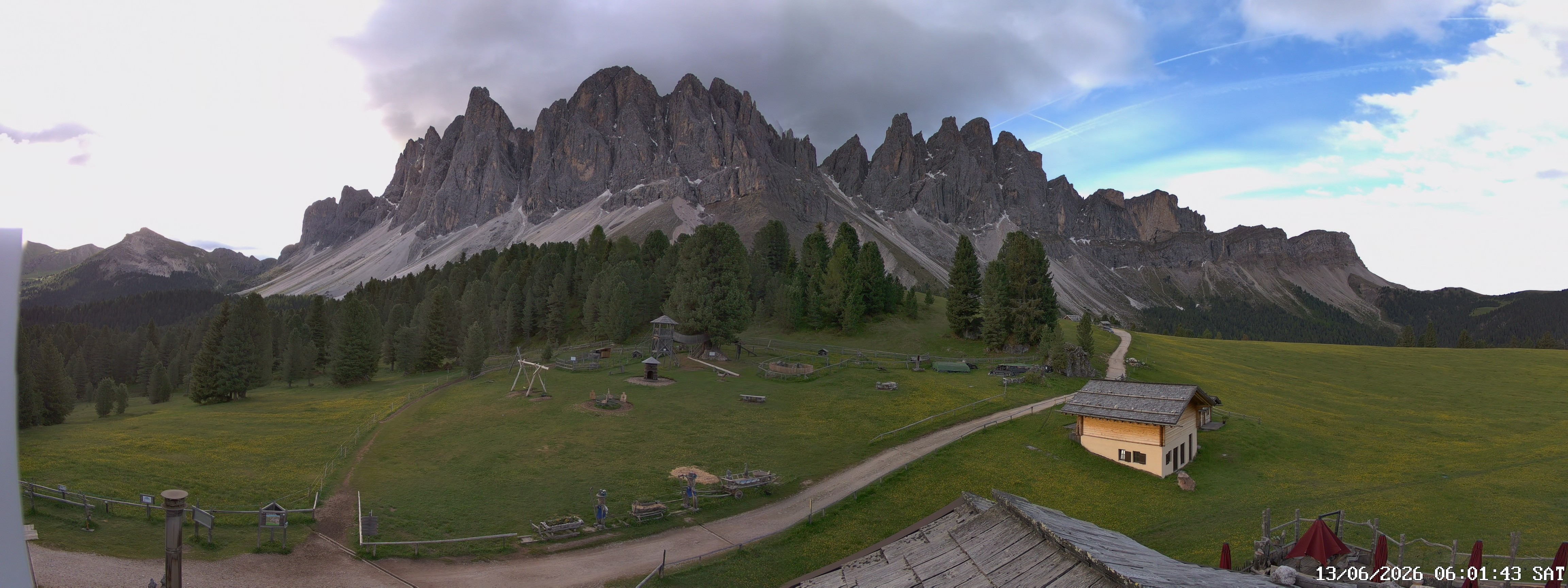 Archiv Foto Webcam Geislerspitzen - Blick von der Geisleralm