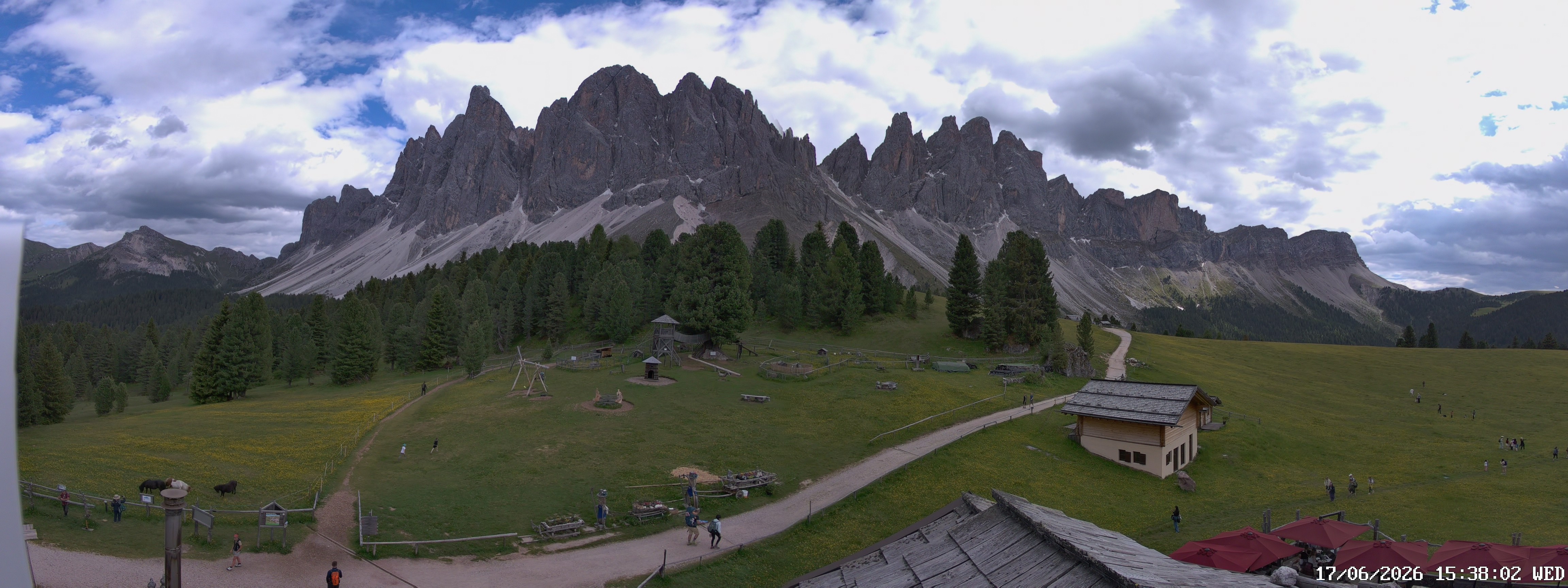 Archiv Foto Webcam Geislerspitzen - Blick von der Geisleralm