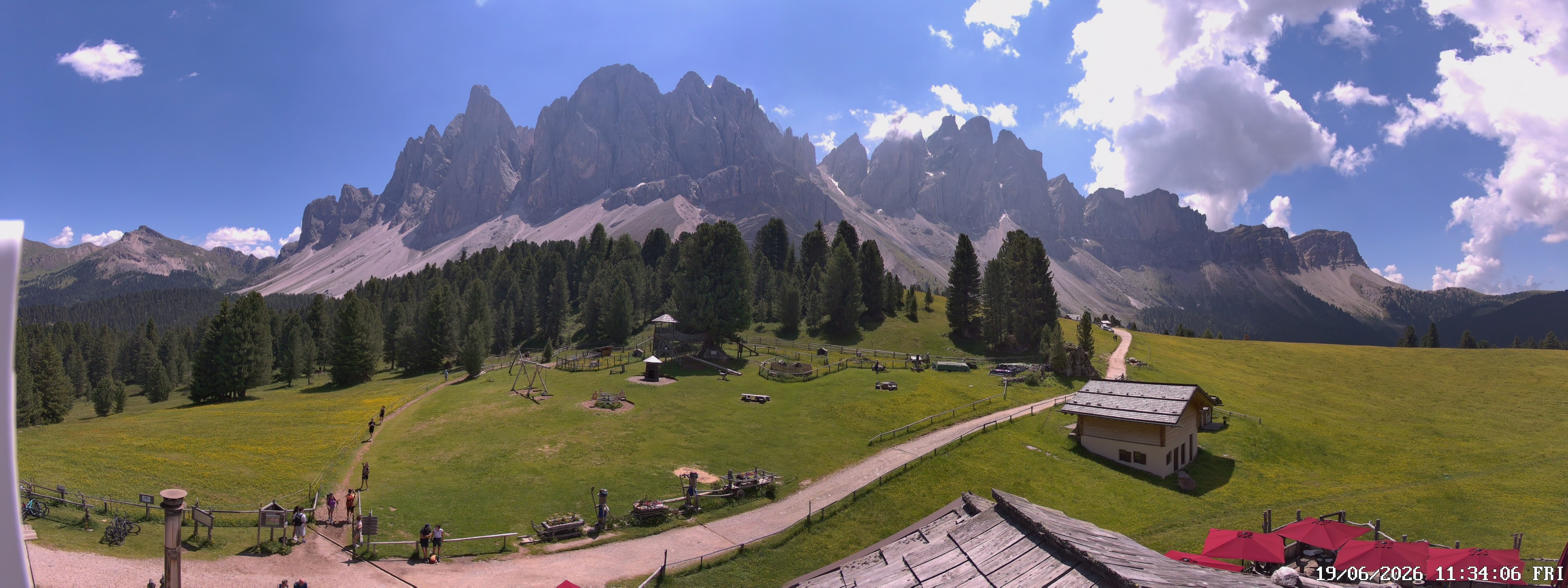 Archiv Foto Webcam Geislerspitzen - Blick von der Geisleralm