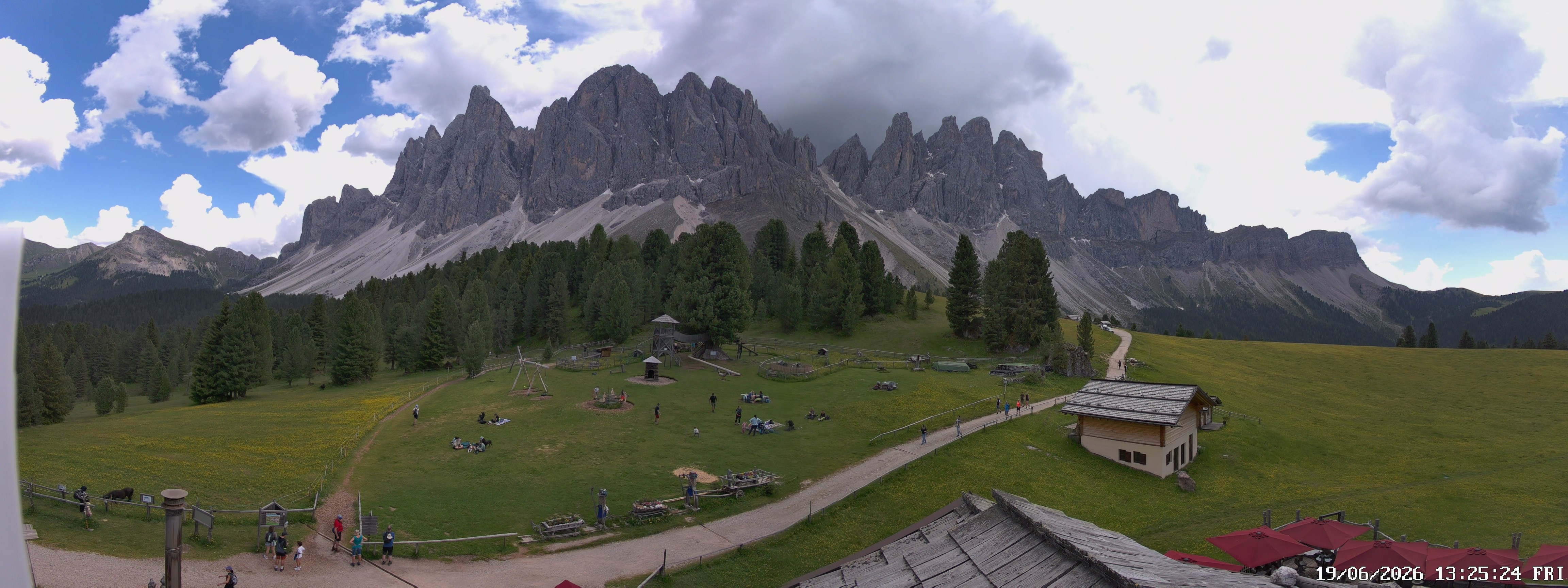 Archiv Foto Webcam Geislerspitzen - Blick von der Geisleralm