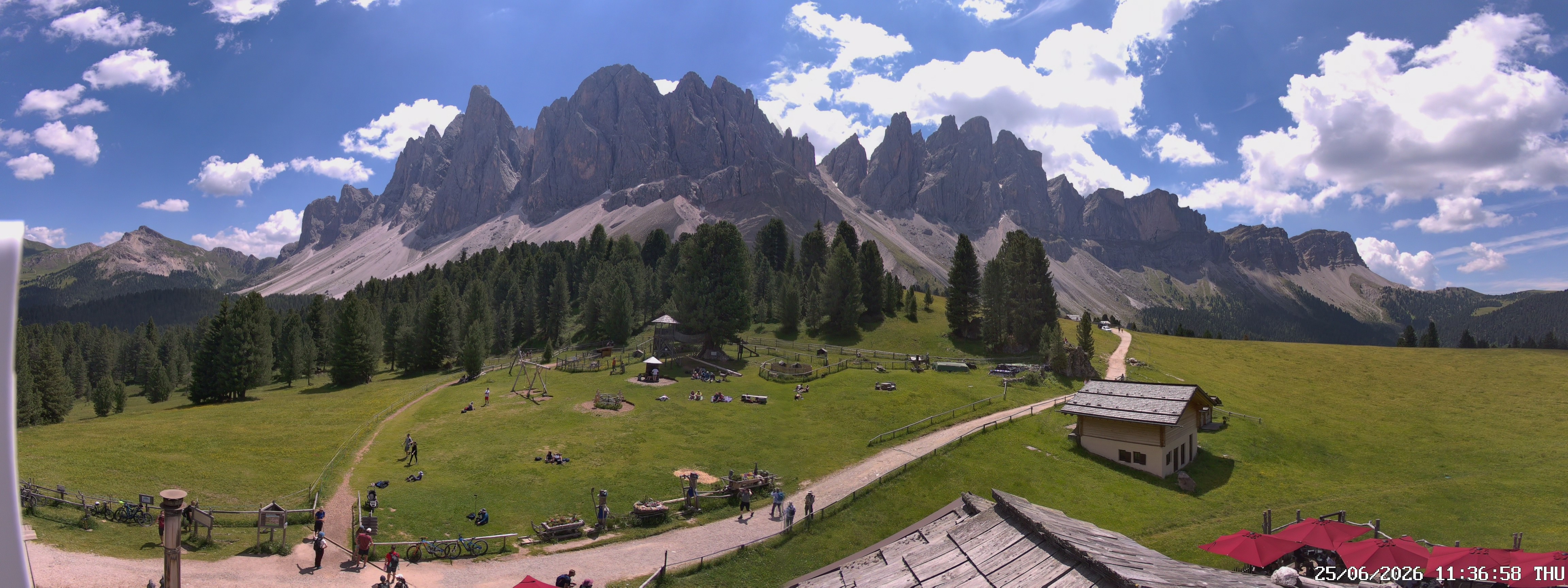 Archiv Foto Webcam Geislerspitzen - Blick von der Geisleralm