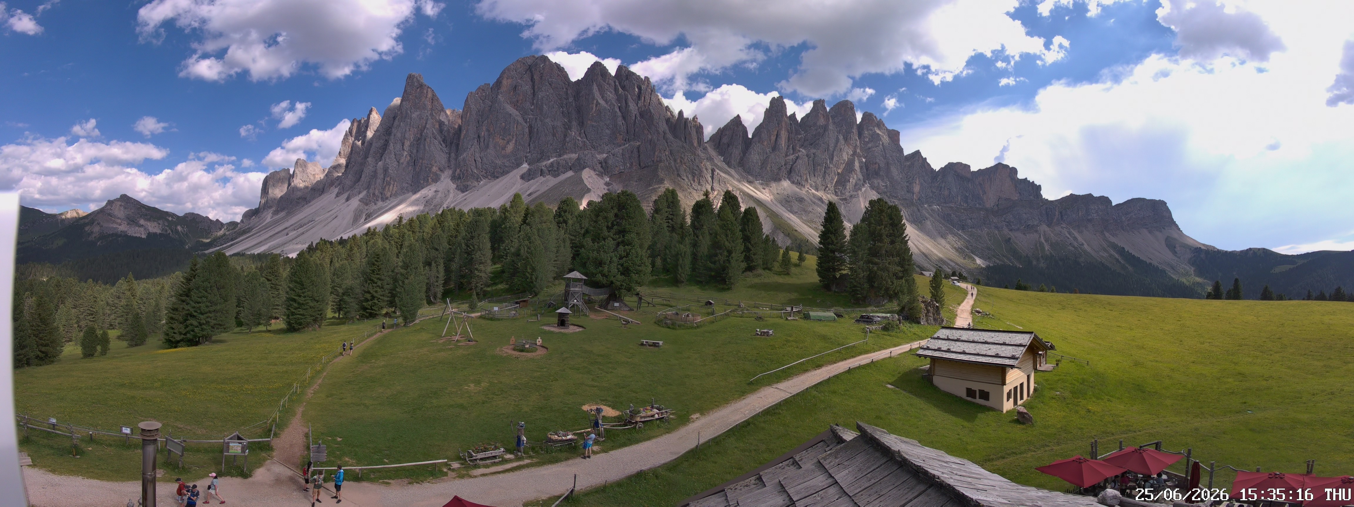 Archiv Foto Webcam Geislerspitzen - Blick von der Geisleralm