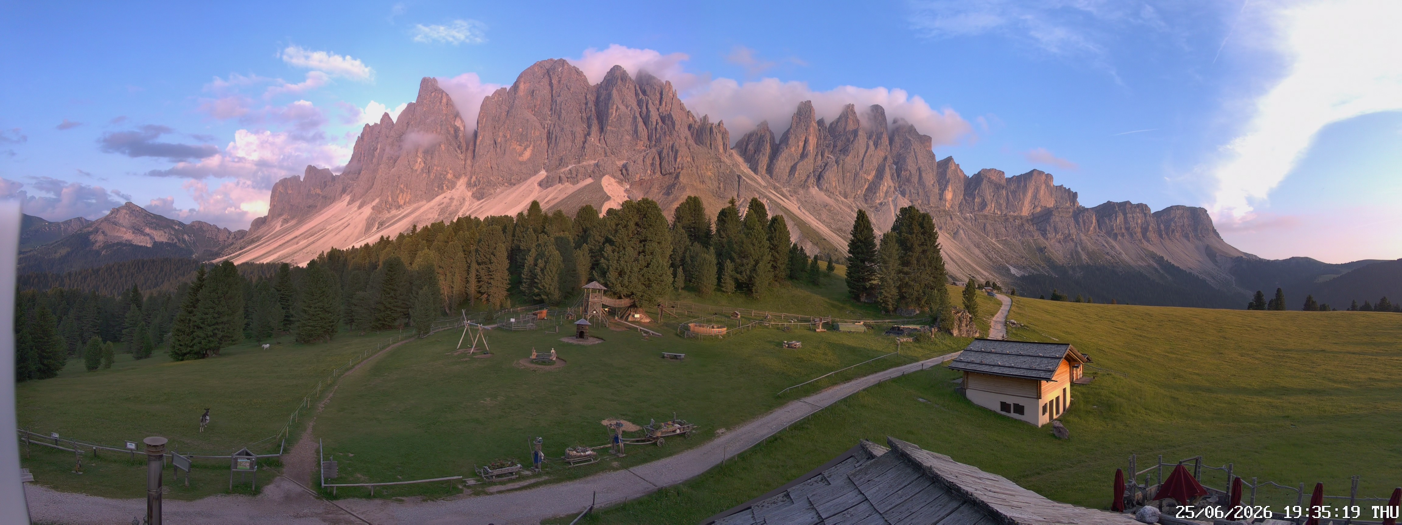 Archiv Foto Webcam Geislerspitzen - Blick von der Geisleralm