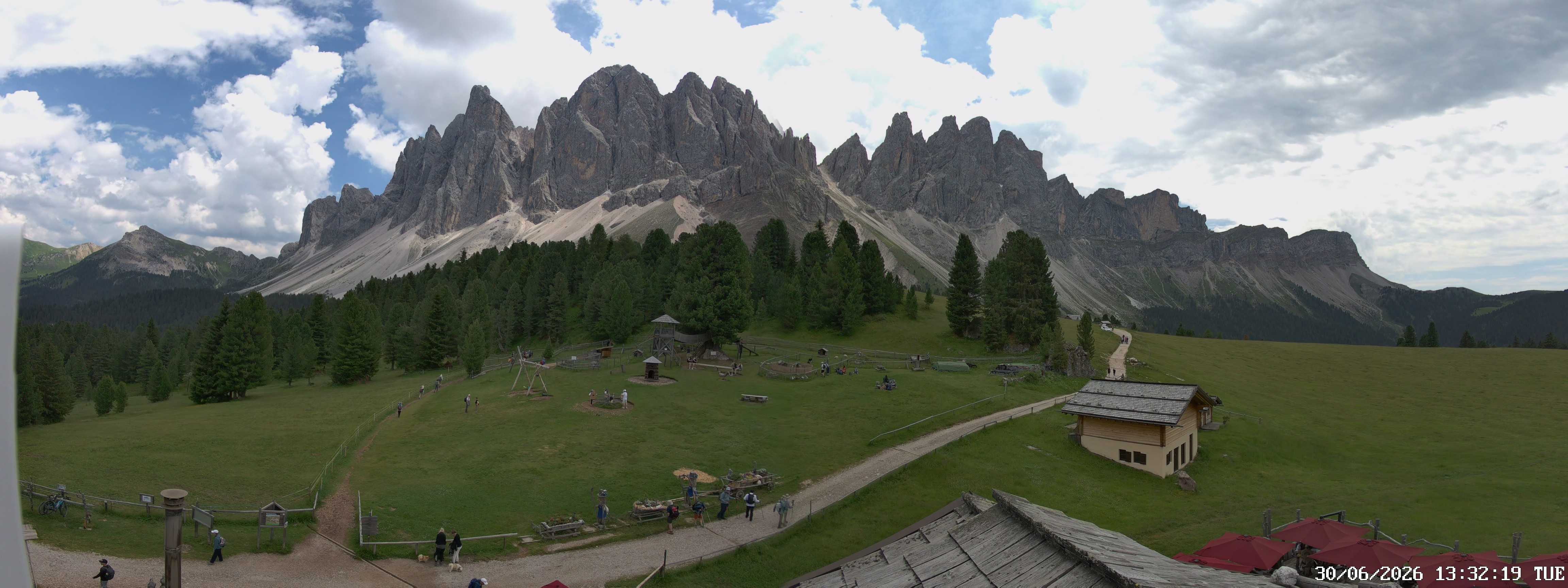 Archiv Foto Webcam Geislerspitzen - Blick von der Geisleralm
