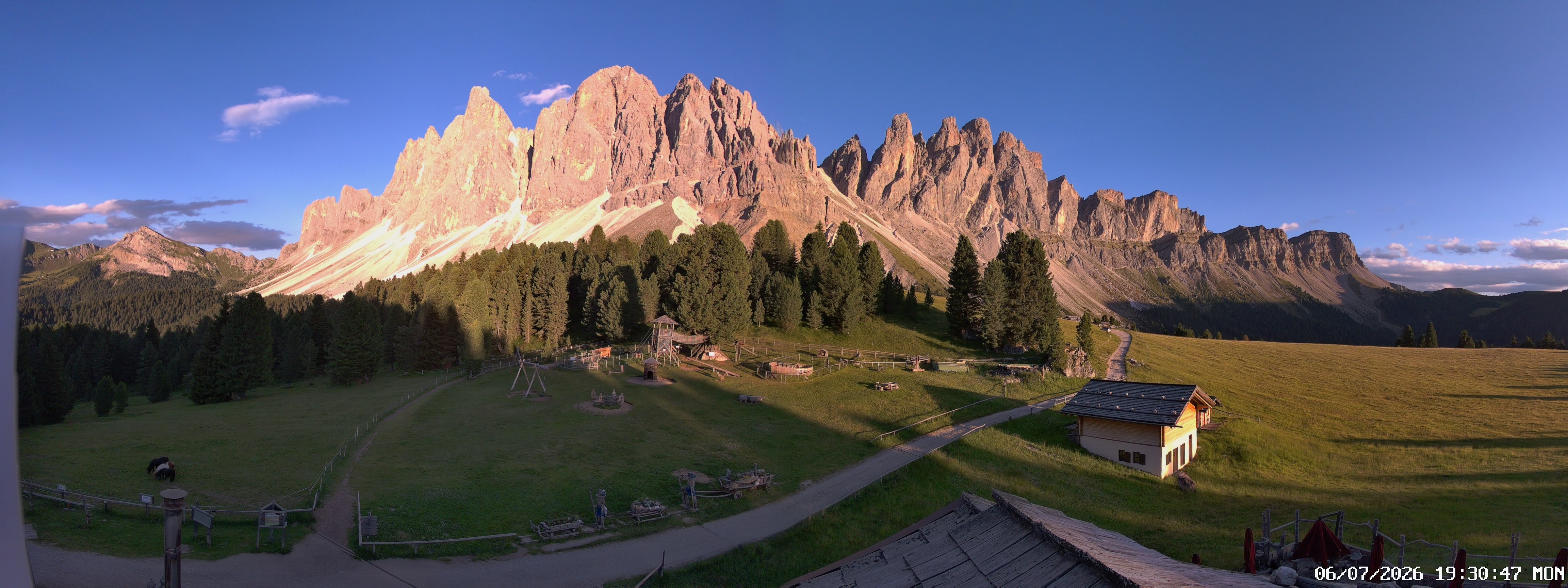 Archiv Foto Webcam Geislerspitzen - Blick von der Geisleralm