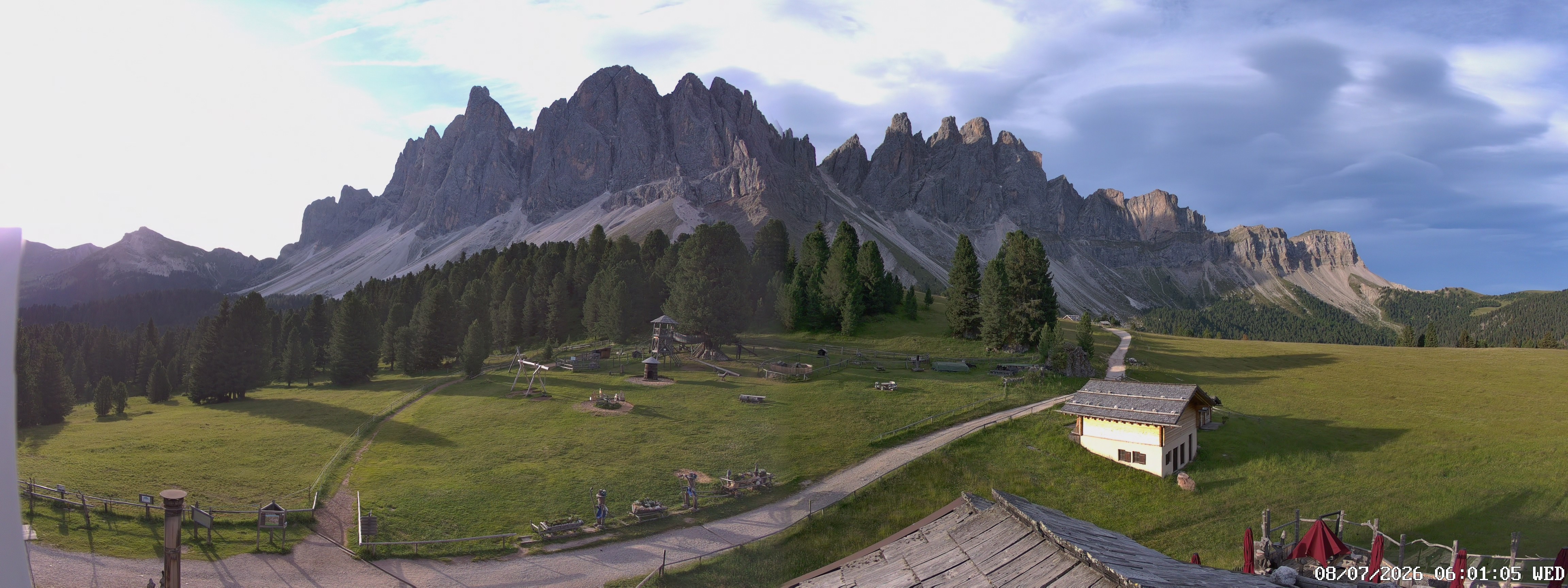 Archiv Foto Webcam Geislerspitzen - Blick von der Geisleralm