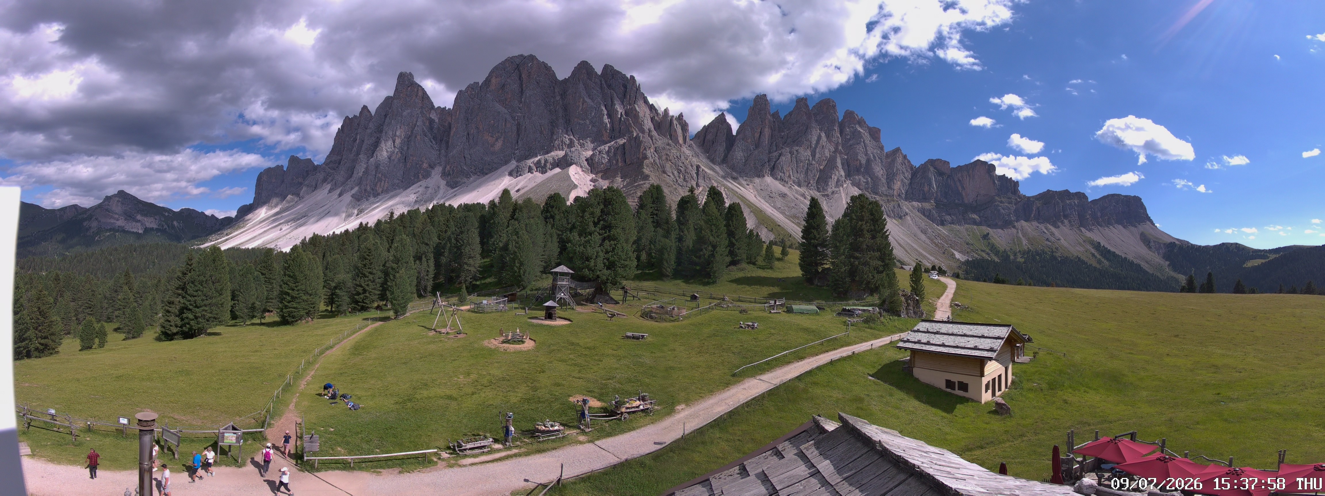 Archiv Foto Webcam Geislerspitzen - Blick von der Geisleralm