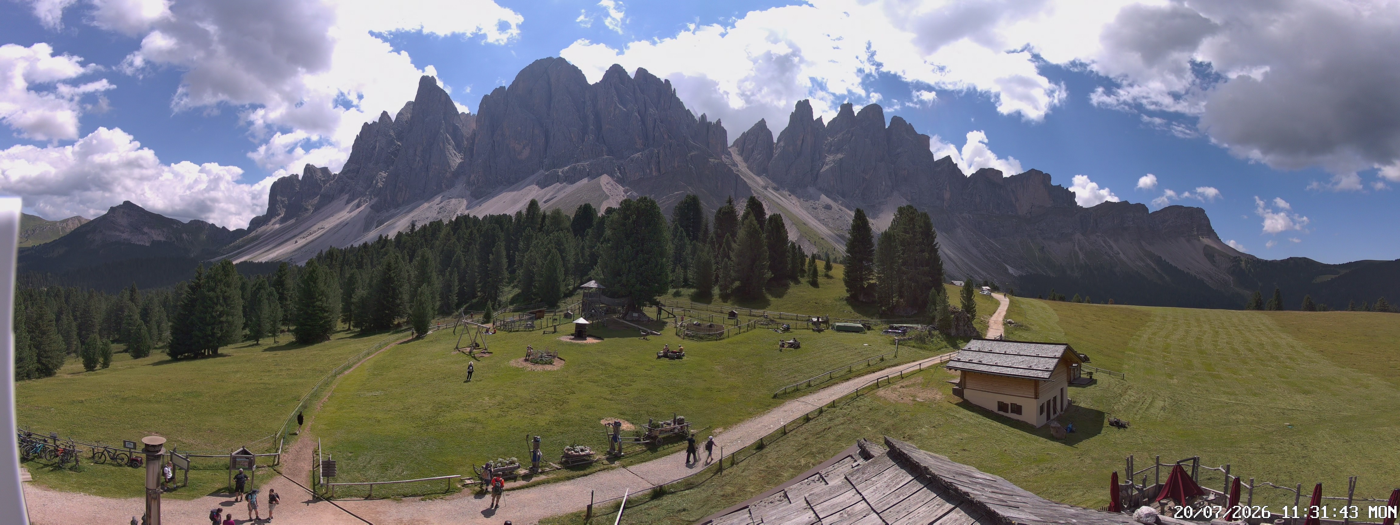 Archiv Foto Webcam Geislerspitzen - Blick von der Geisleralm