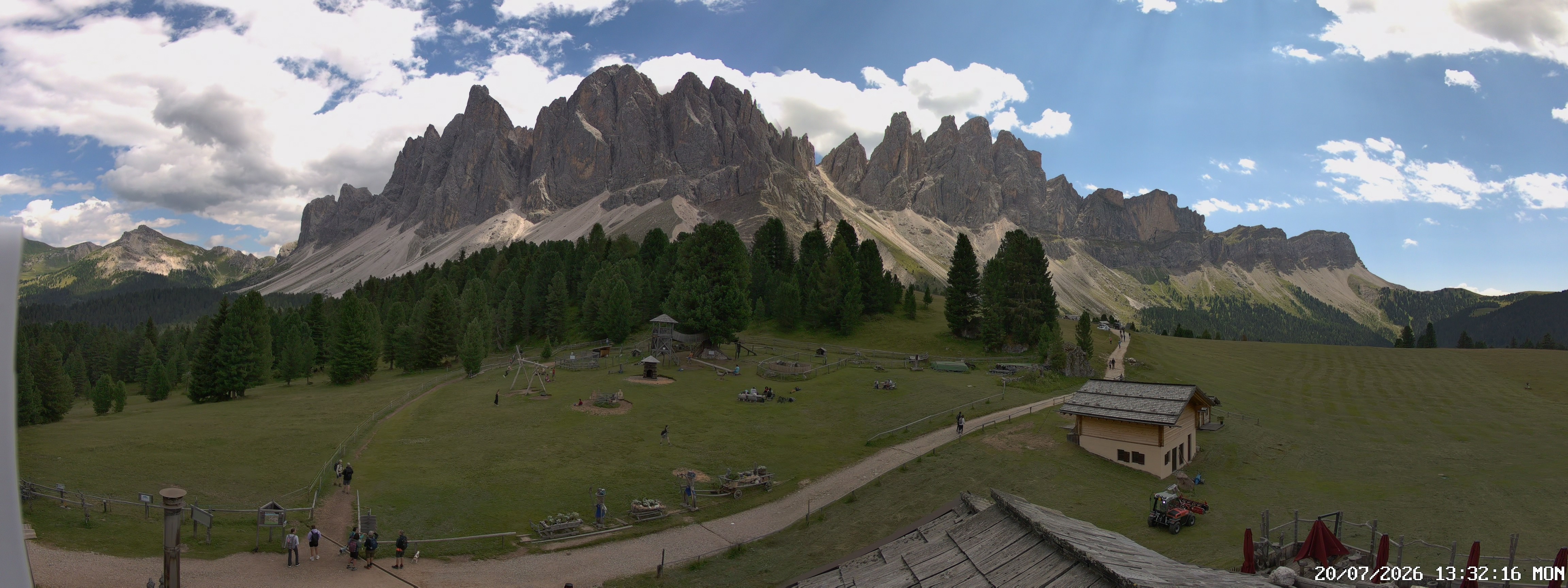 Archiv Foto Webcam Geislerspitzen - Blick von der Geisleralm