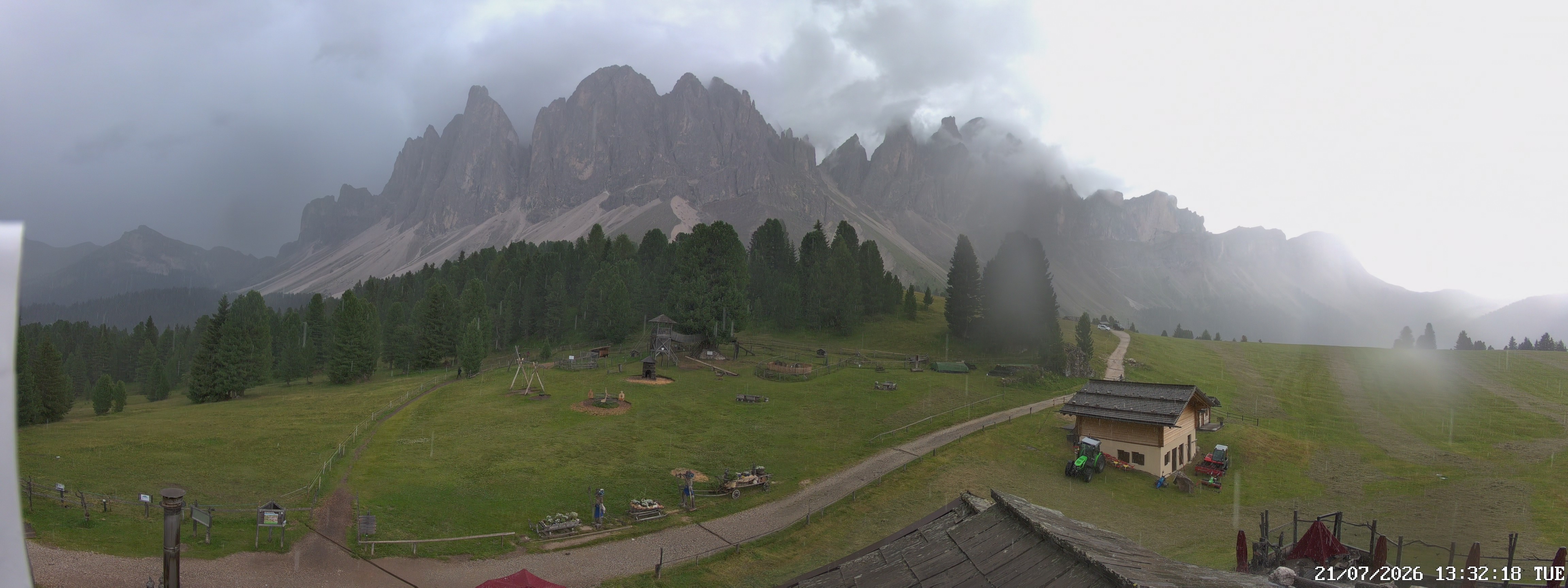Archiv Foto Webcam Geislerspitzen - Blick von der Geisleralm