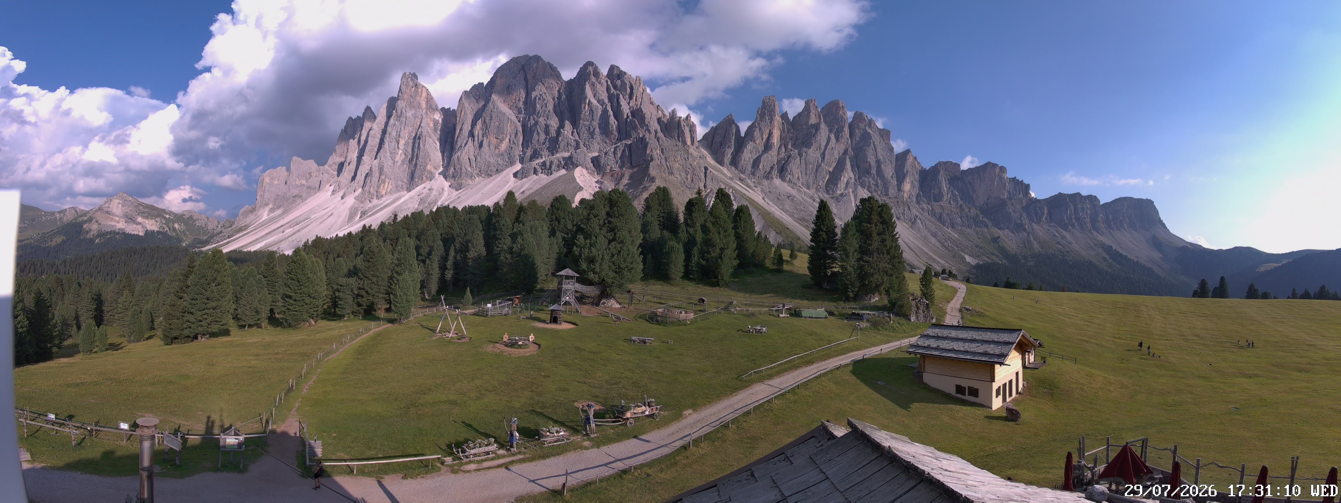 Archiv Foto Webcam Geislerspitzen - Blick von der Geisleralm