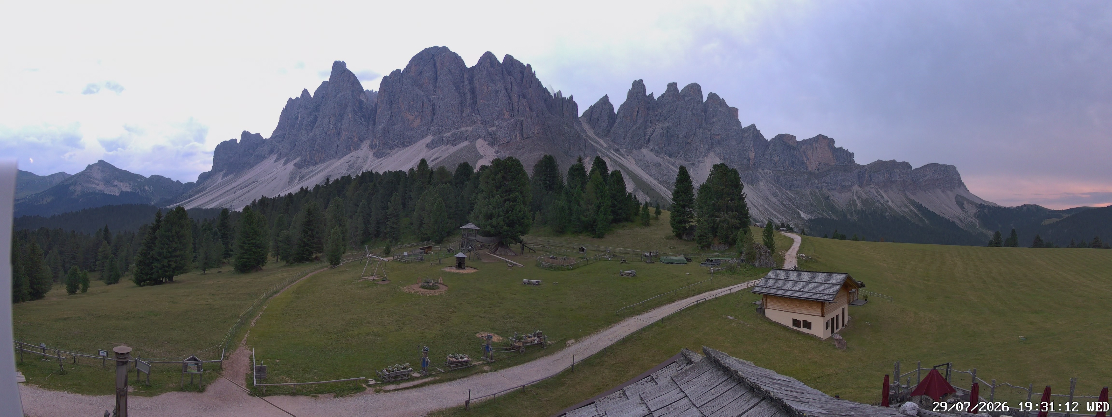Archiv Foto Webcam Geislerspitzen - Blick von der Geisleralm
