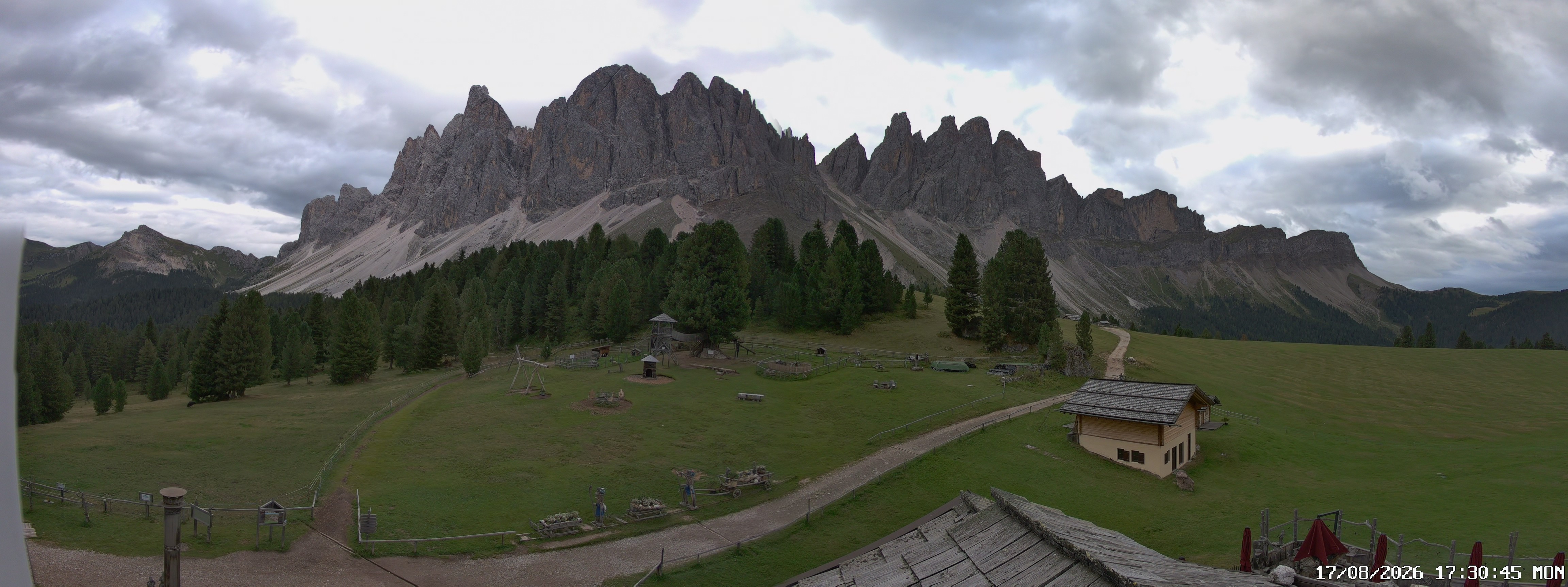 Archiv Foto Webcam Geislerspitzen - Blick von der Geisleralm