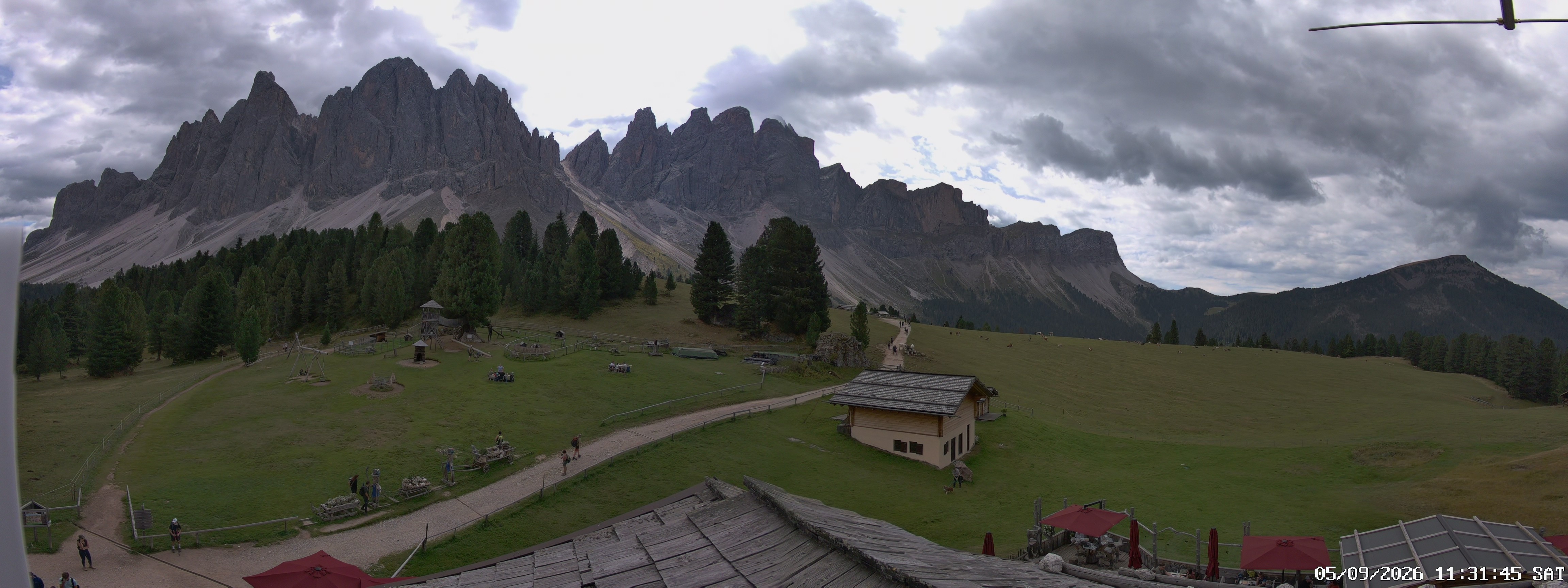 Archiv Foto Webcam Geislerspitzen - Blick von der Geisleralm