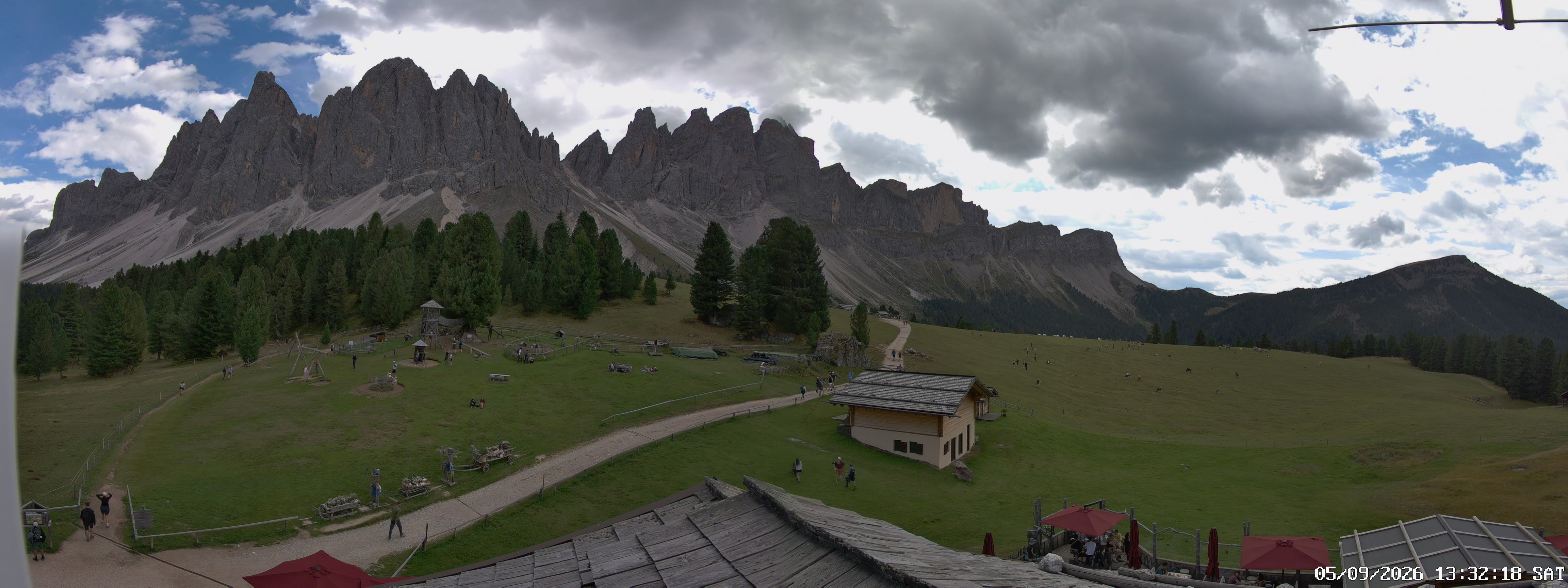 Archiv Foto Webcam Geislerspitzen - Blick von der Geisleralm