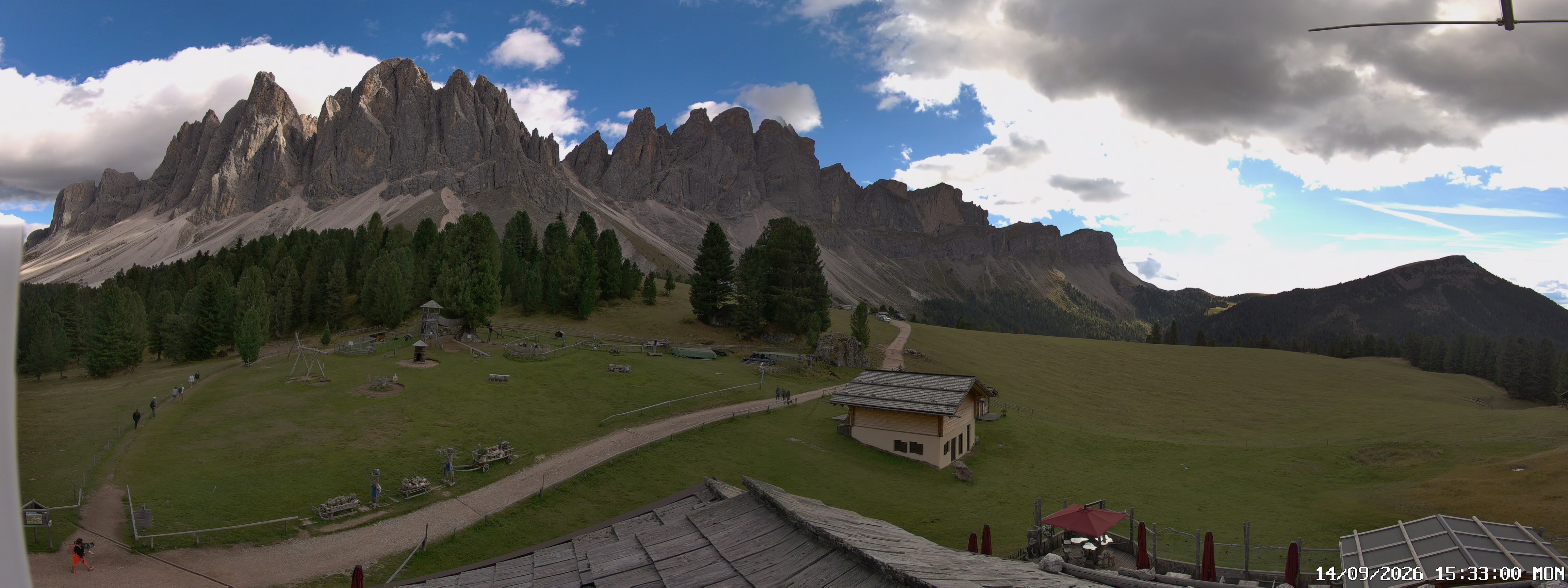 Archiv Foto Webcam Geislerspitzen - Blick von der Geisleralm