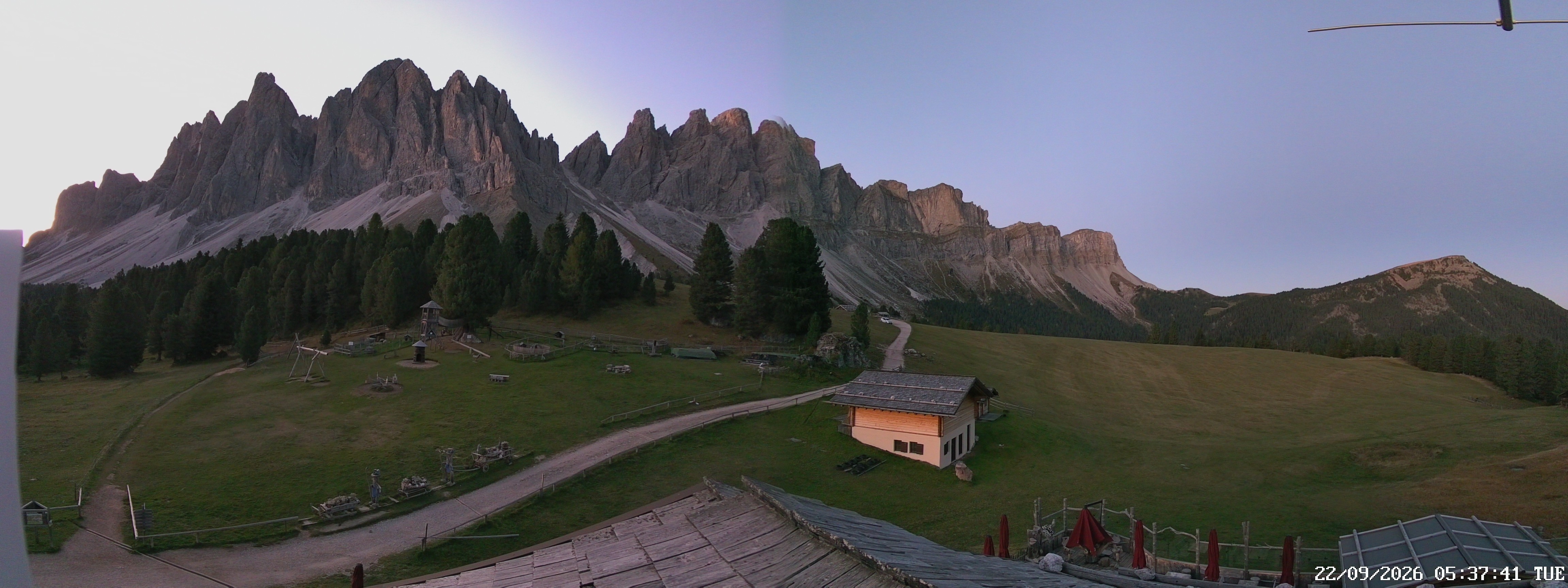 Archiv Foto Webcam Geislerspitzen - Blick von der Geisleralm