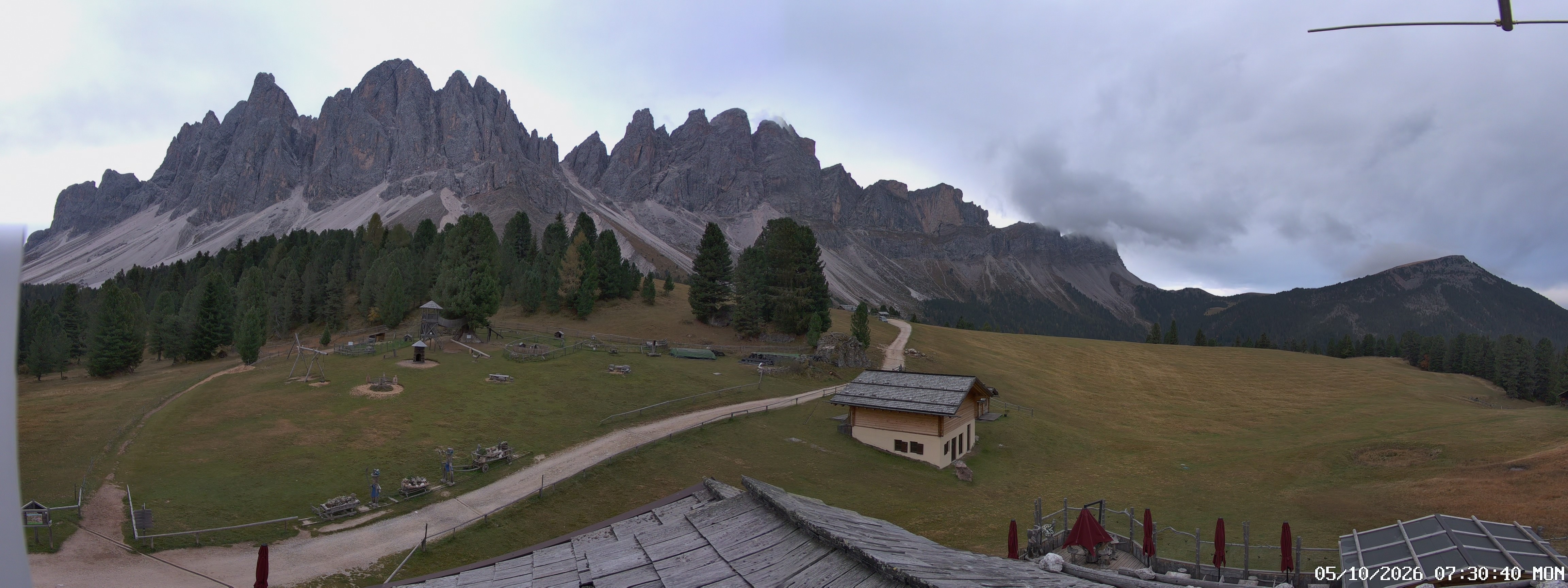 Archiv Foto Webcam Geislerspitzen - Blick von der Geisleralm