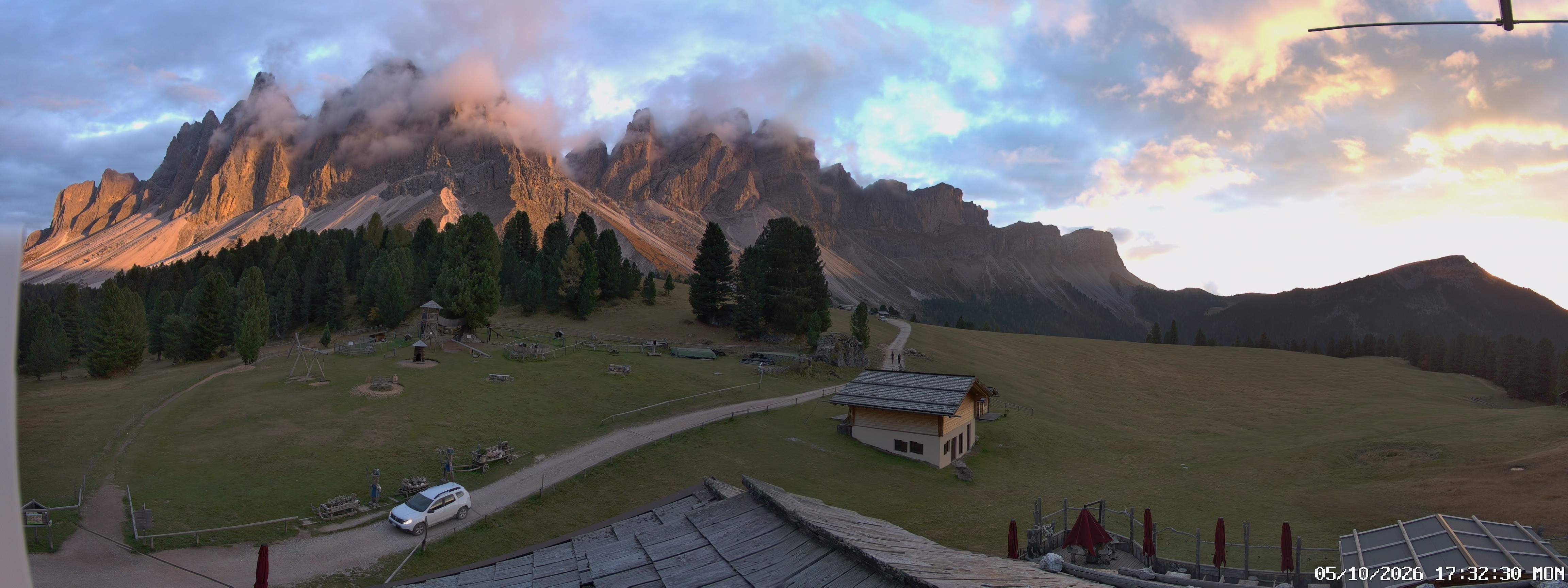 Archiv Foto Webcam Geislerspitzen - Blick von der Geisleralm