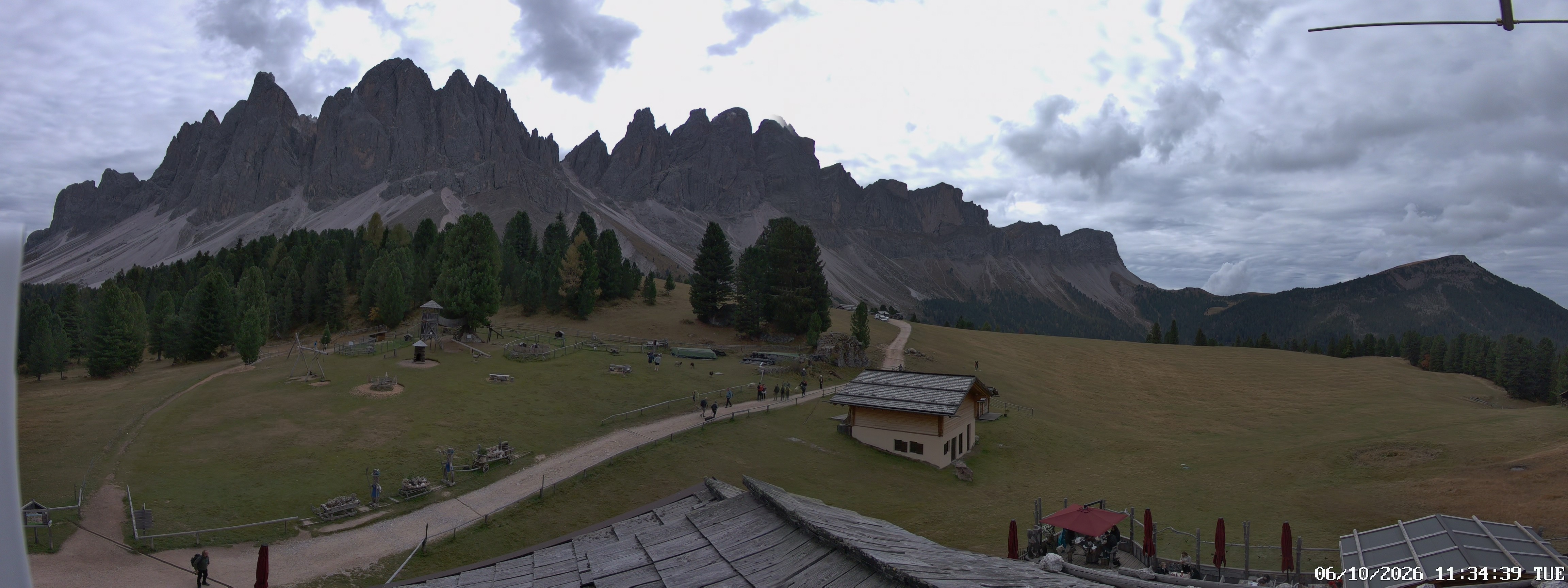Archiv Foto Webcam Geislerspitzen - Blick von der Geisleralm