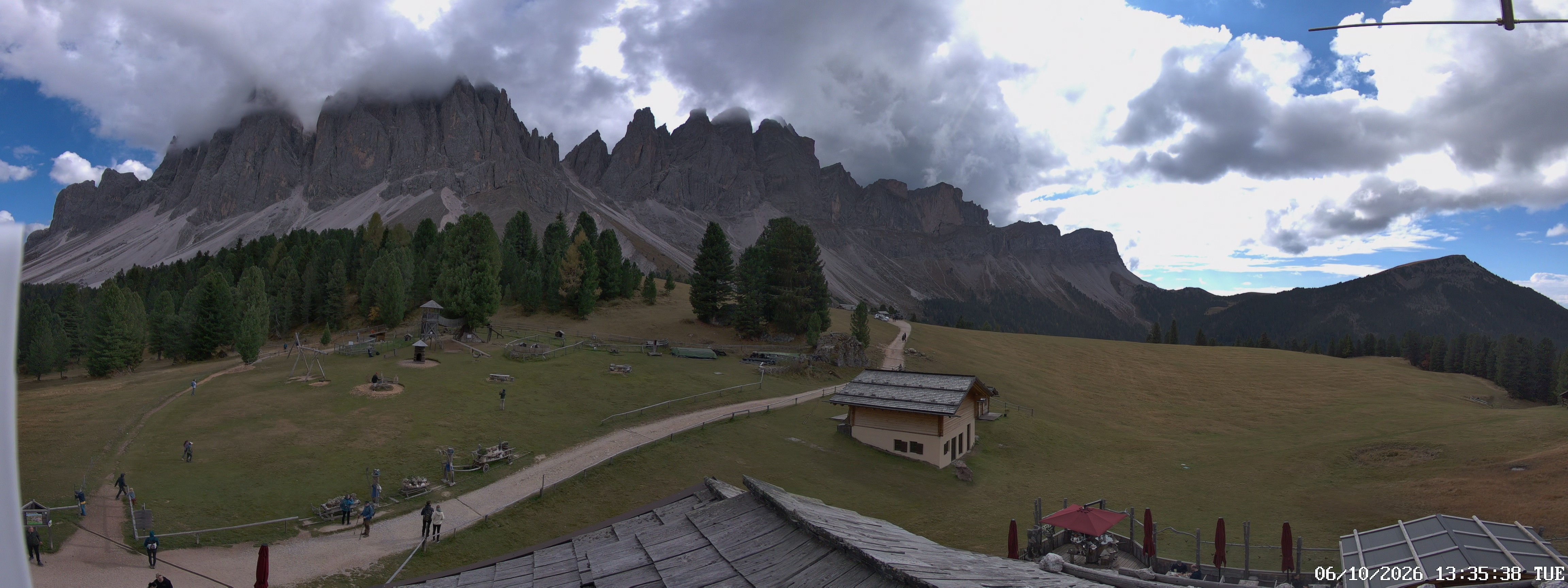 Archiv Foto Webcam Geislerspitzen - Blick von der Geisleralm