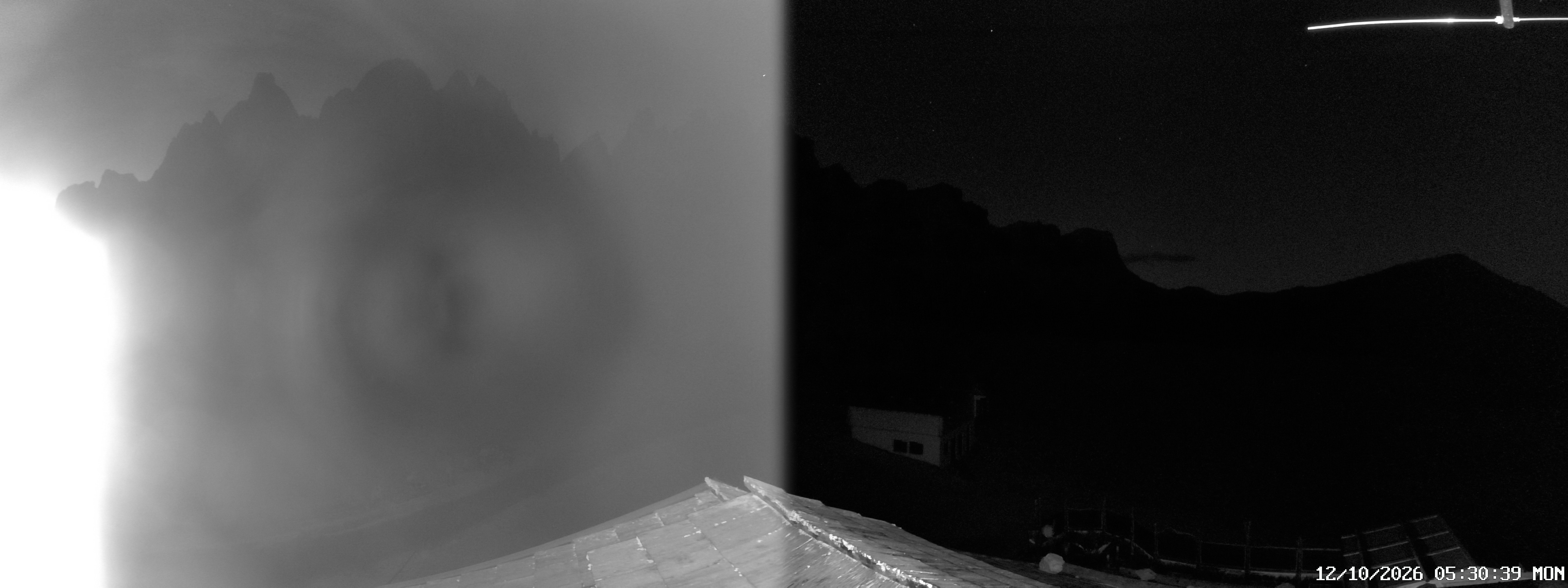 Archived image Webcam Mountain Hut Geisleralm - View to Geislerspitzen