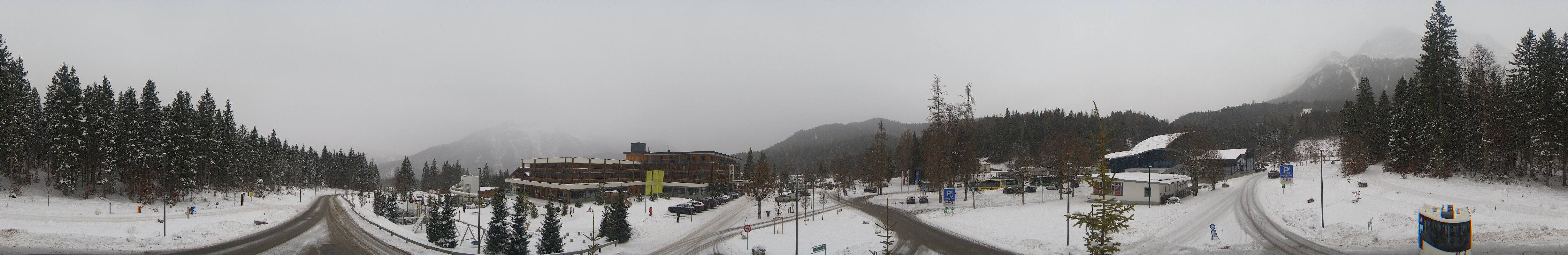 Archiv Foto Webcam Tiroler Zugspitzbahn: Talstation in Ehrwald