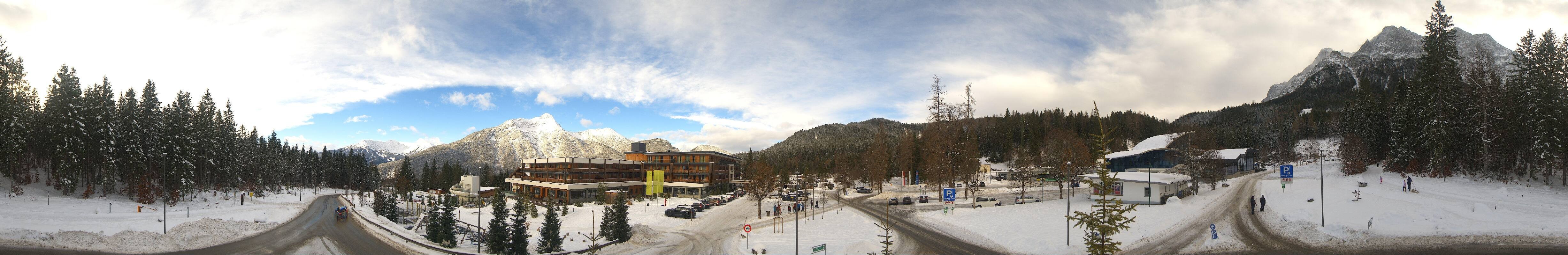 Archiv Foto Webcam Tiroler Zugspitzbahn: Talstation in Ehrwald