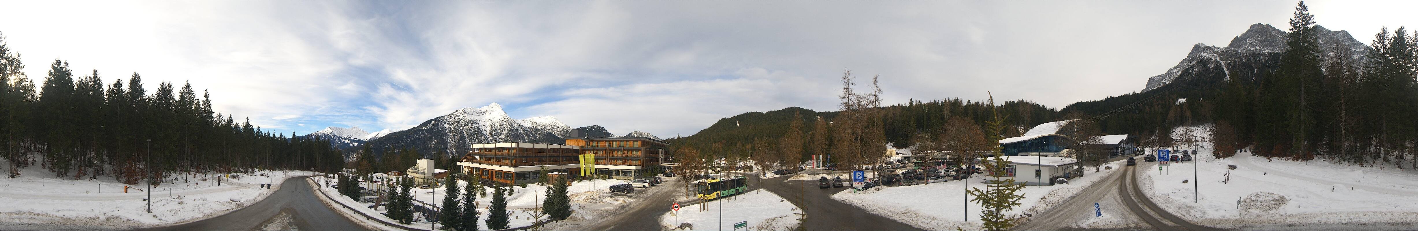 Archiv Foto Webcam Tiroler Zugspitzbahn: Talstation in Ehrwald