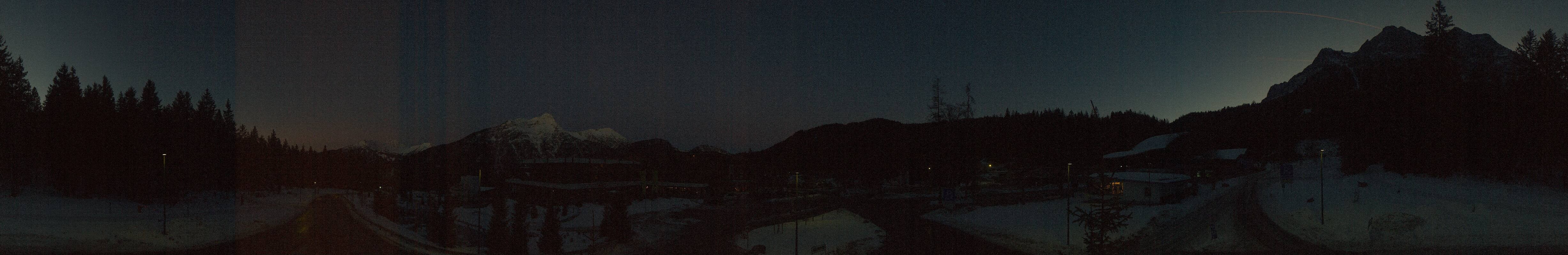 Archiv Foto Webcam Tiroler Zugspitzbahn: Talstation in Ehrwald