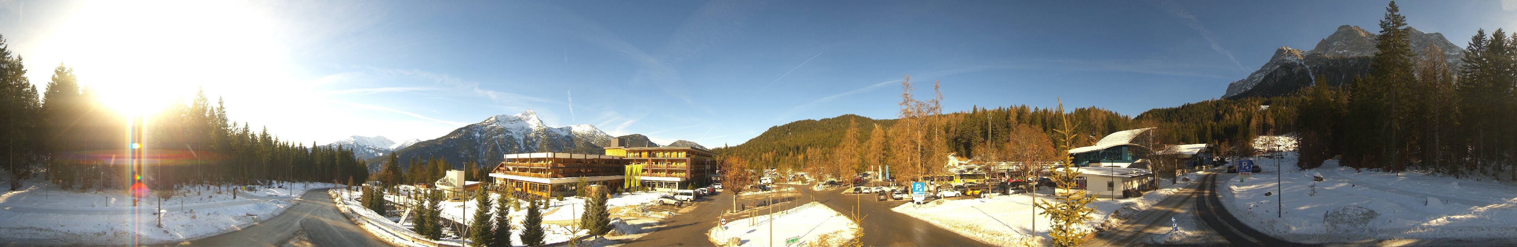 Archiv Foto Webcam Tiroler Zugspitzbahn: Talstation in Ehrwald