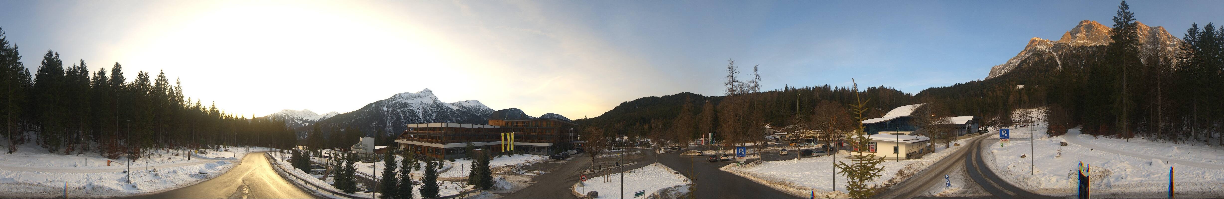 Archiv Foto Webcam Tiroler Zugspitzbahn: Talstation in Ehrwald