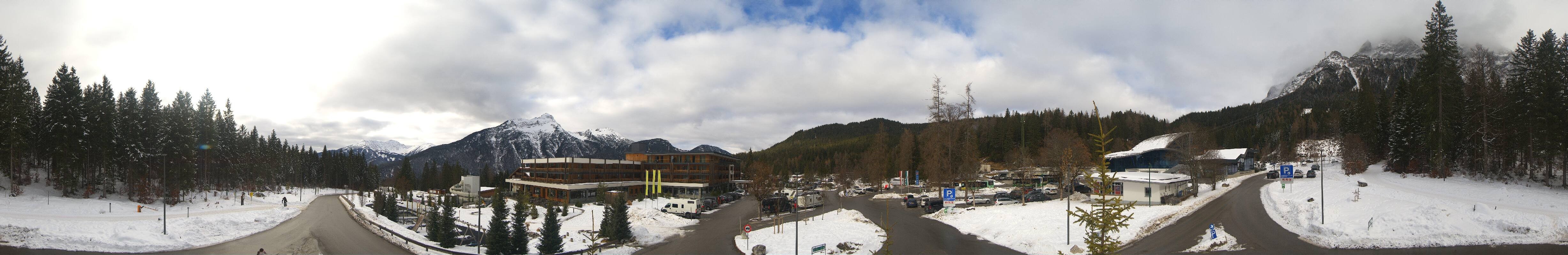 Archiv Foto Webcam Tiroler Zugspitzbahn: Talstation in Ehrwald