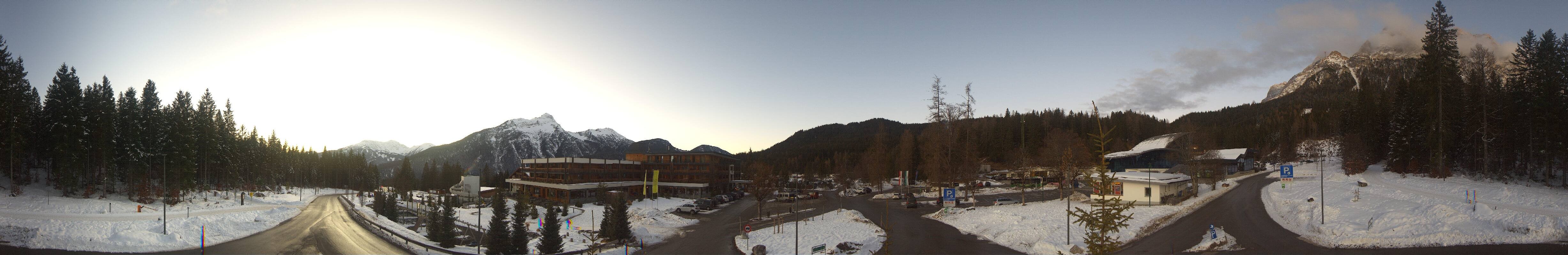 Archiv Foto Webcam Tiroler Zugspitzbahn: Talstation in Ehrwald