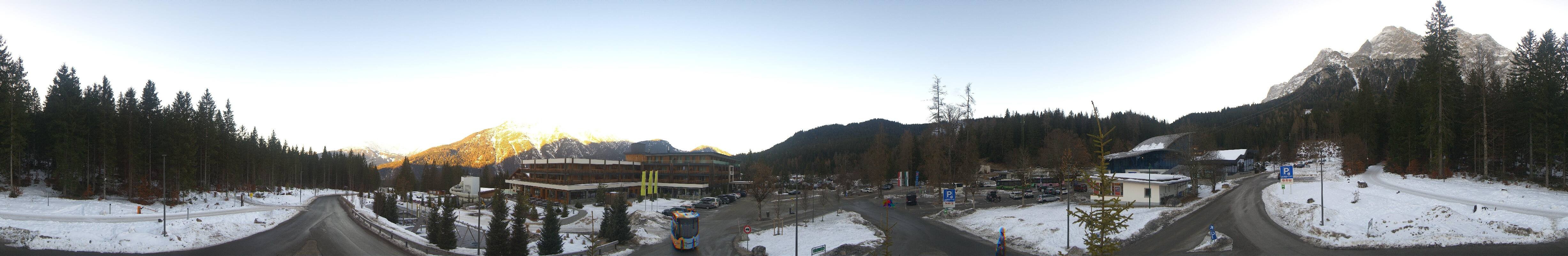 Archiv Foto Webcam Tiroler Zugspitzbahn: Talstation in Ehrwald