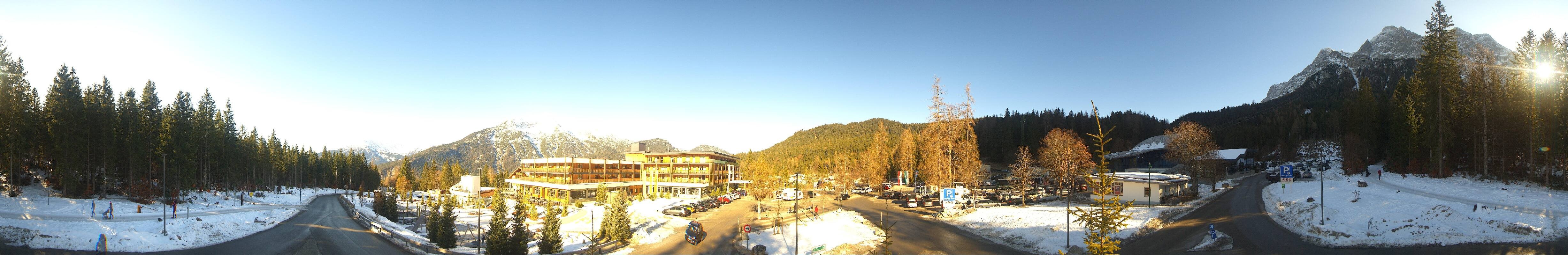 Archiv Foto Webcam Tiroler Zugspitzbahn: Talstation in Ehrwald